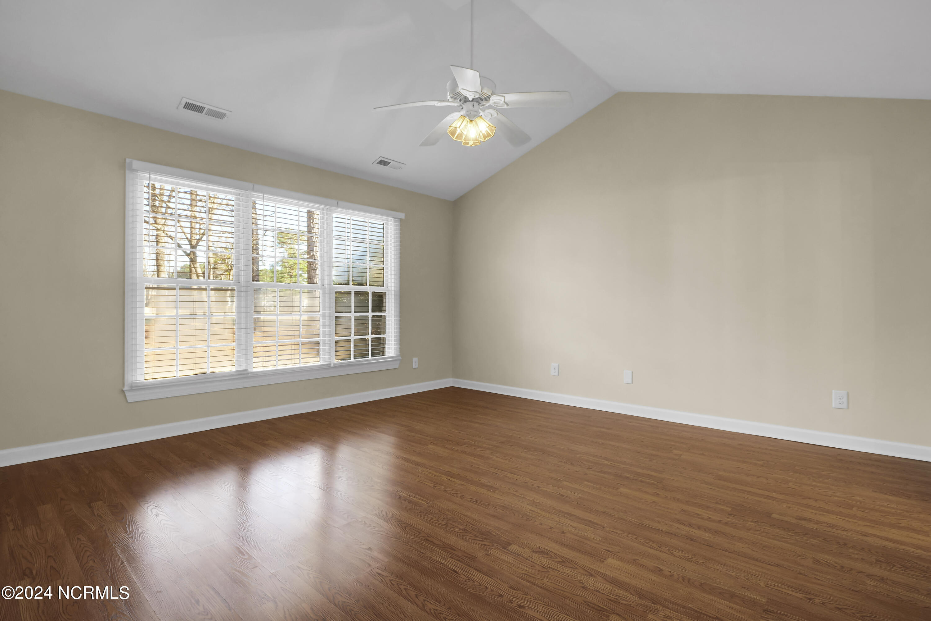 105 Candlewood Drive