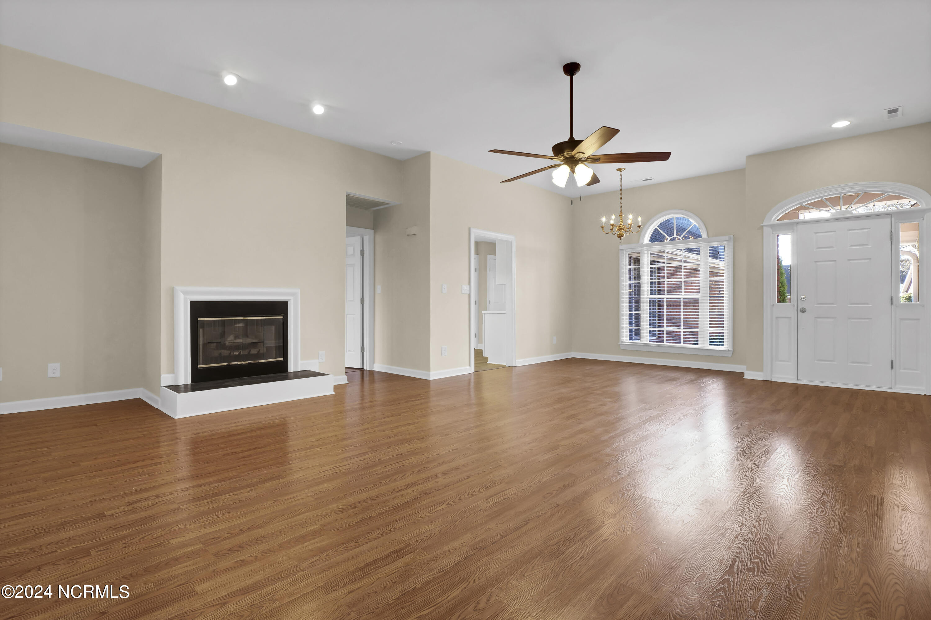 105 Candlewood Drive