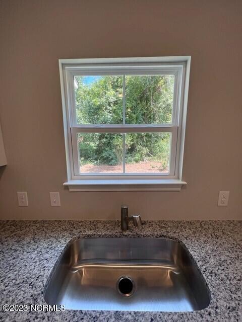 9012 Laurel Bay Lane, 5