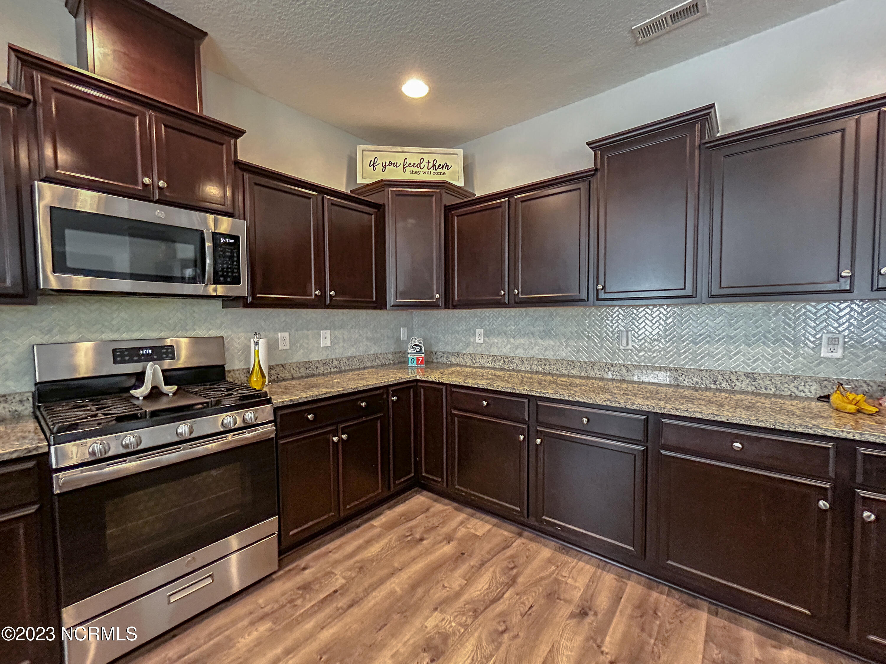 613 Cray Cove