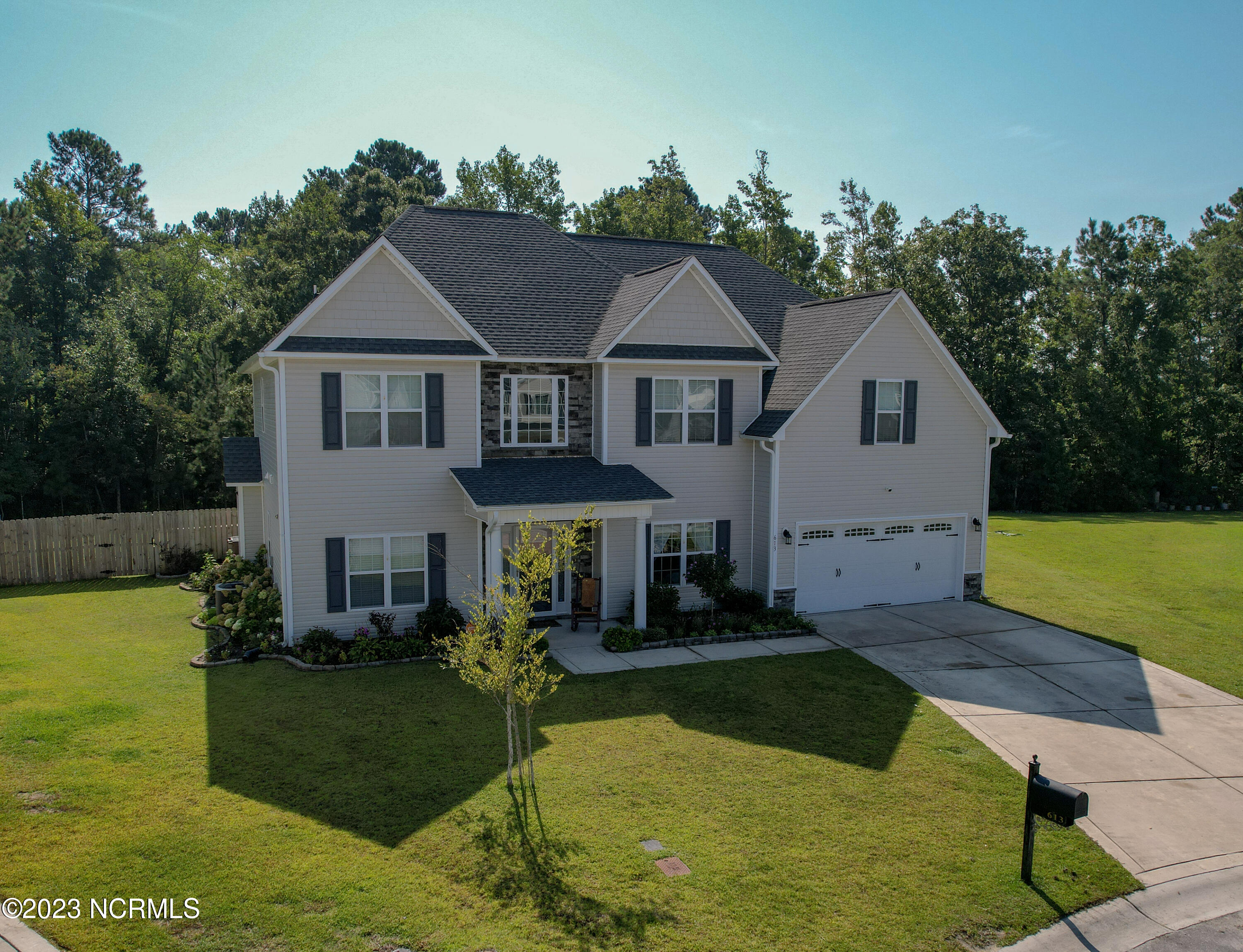 613 Cray Cove