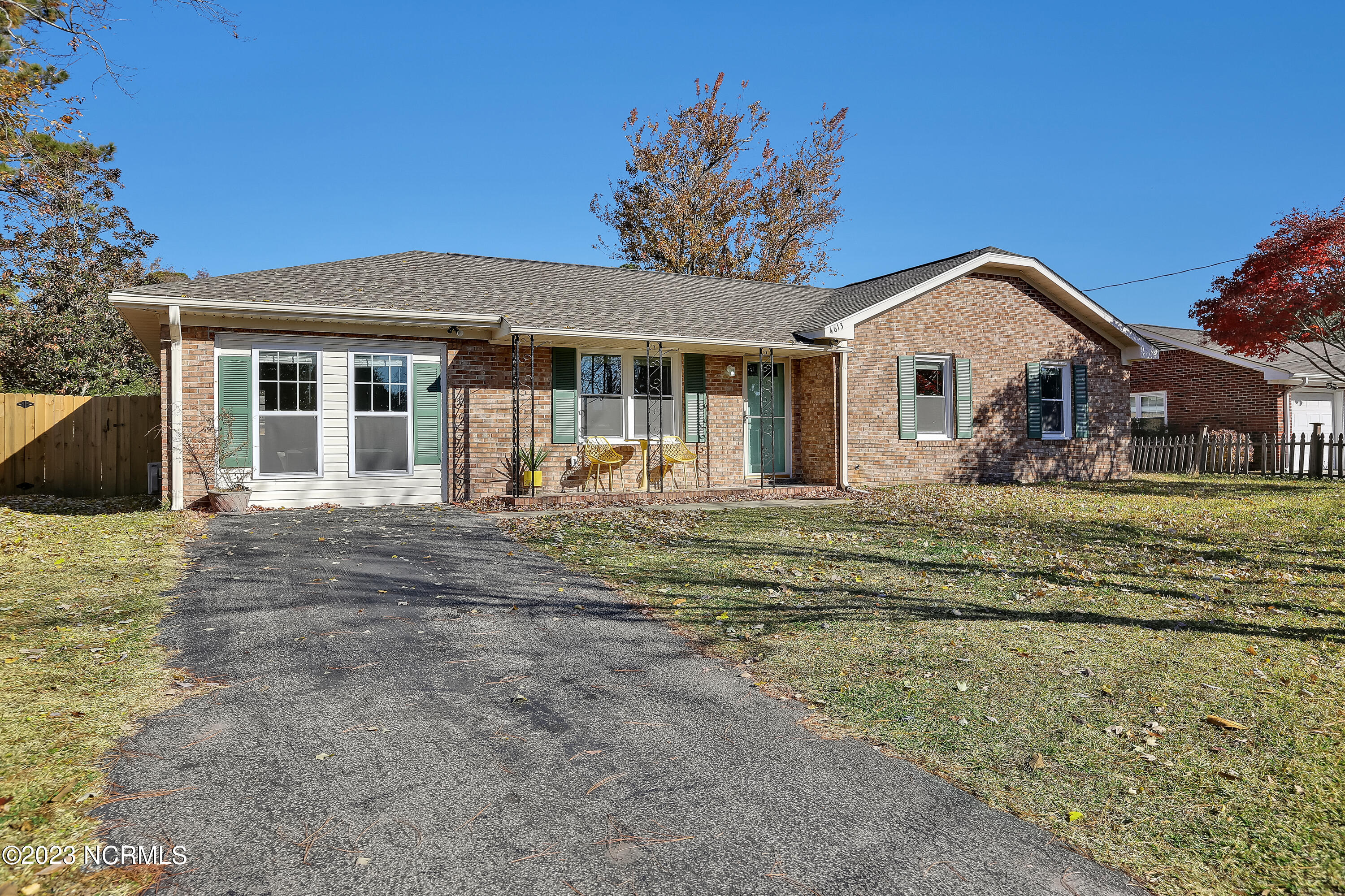 4613 Kings Drive