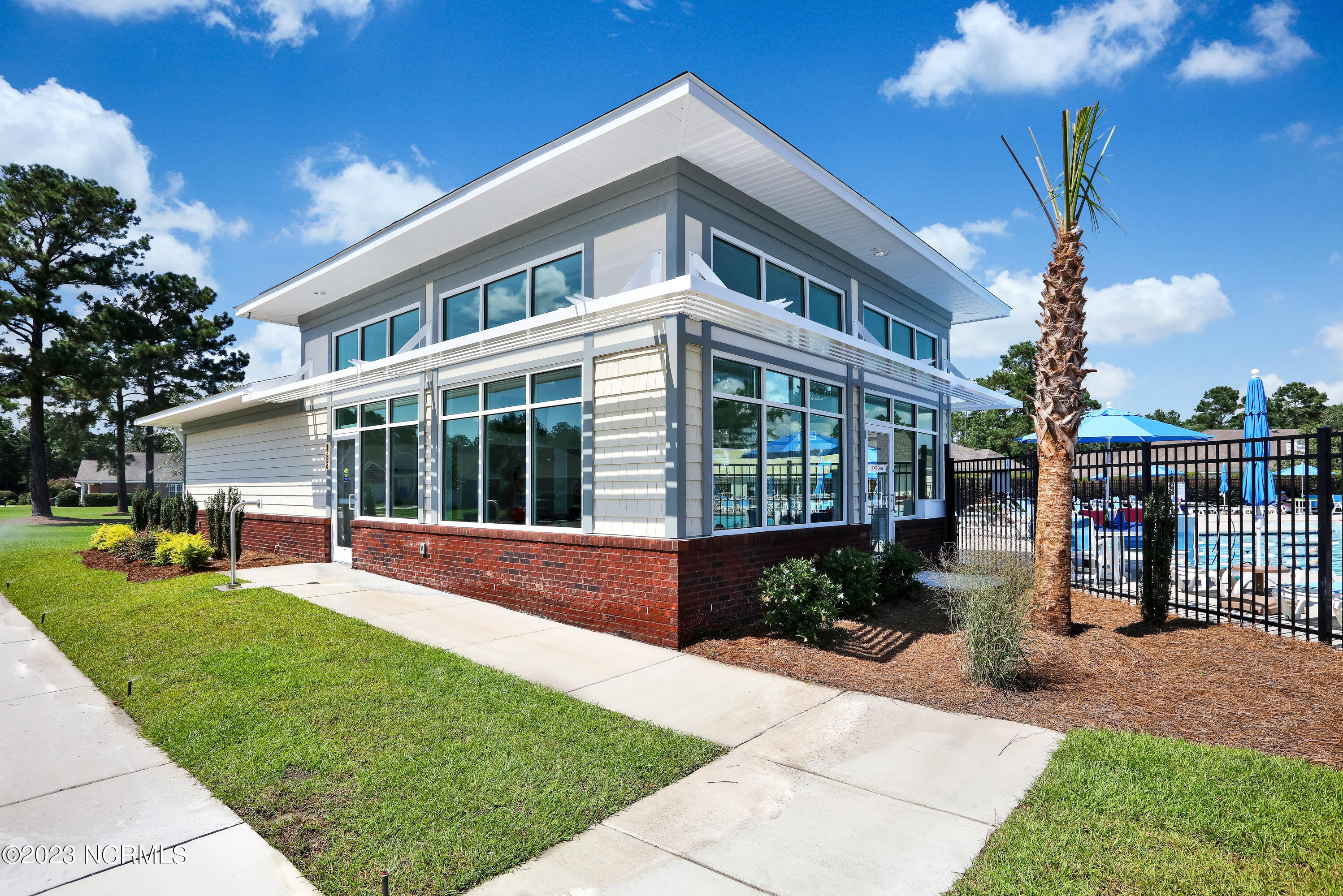 1102 Cloverfield Court