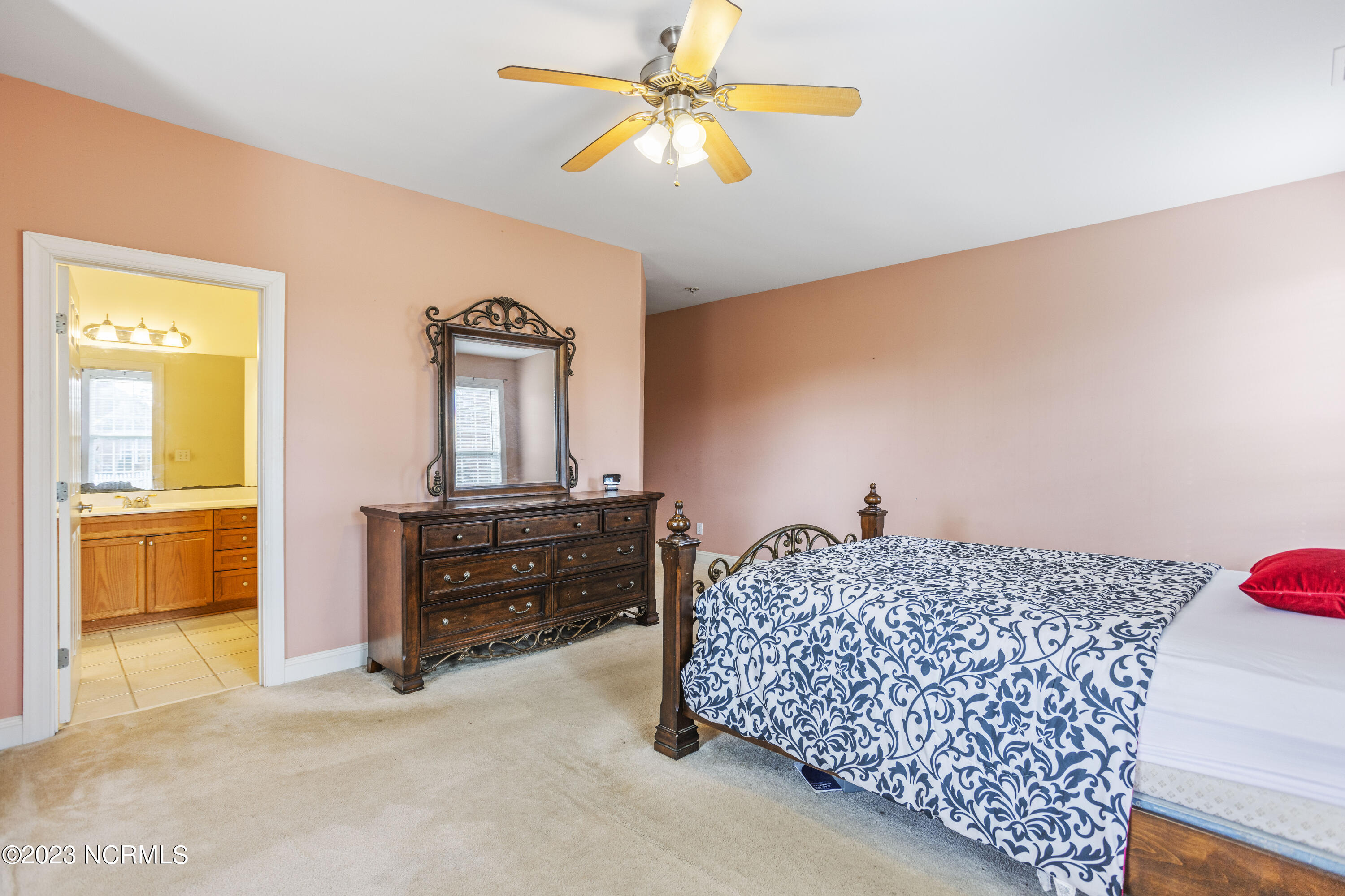 1102 Cloverfield Court