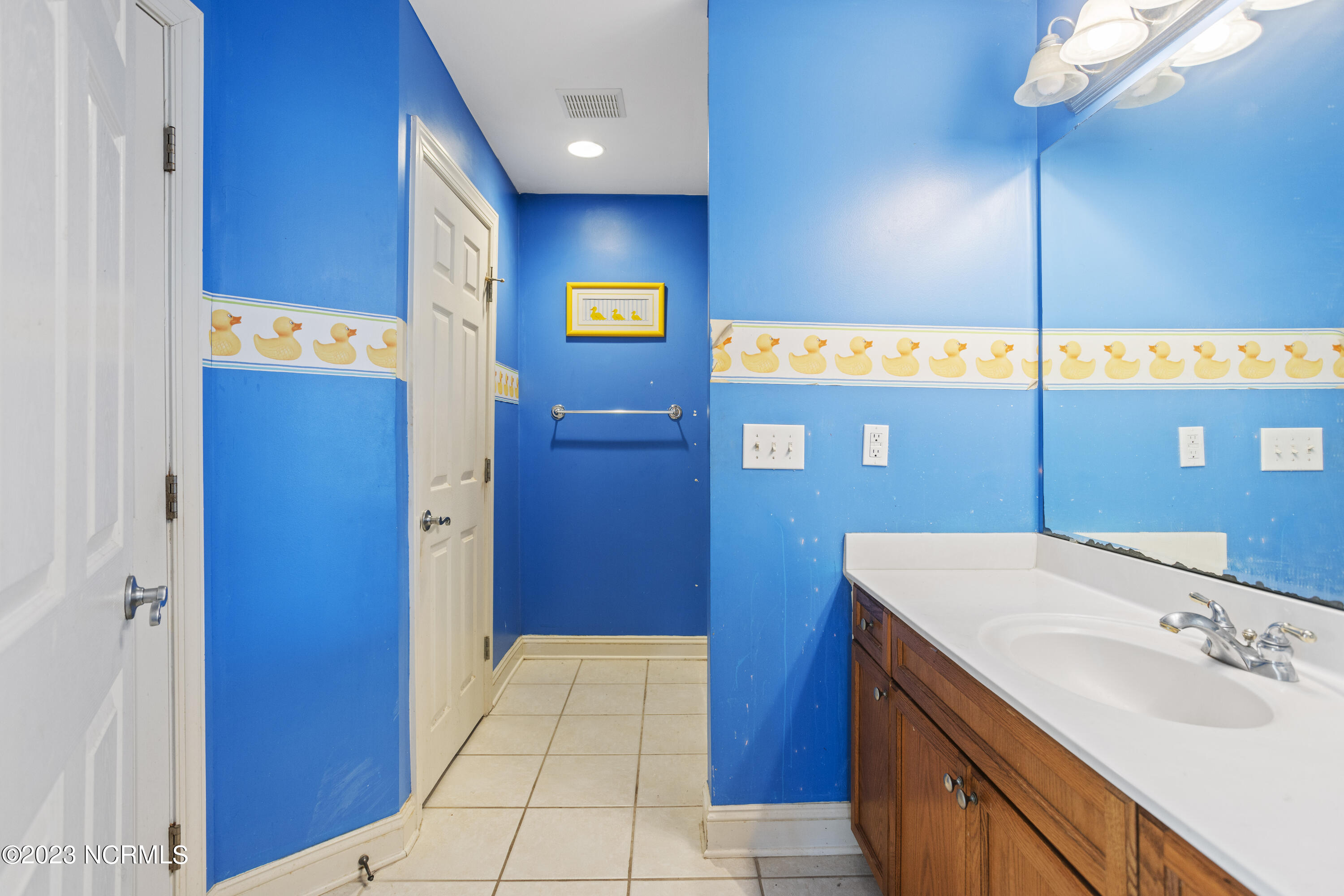 1102 Cloverfield Court