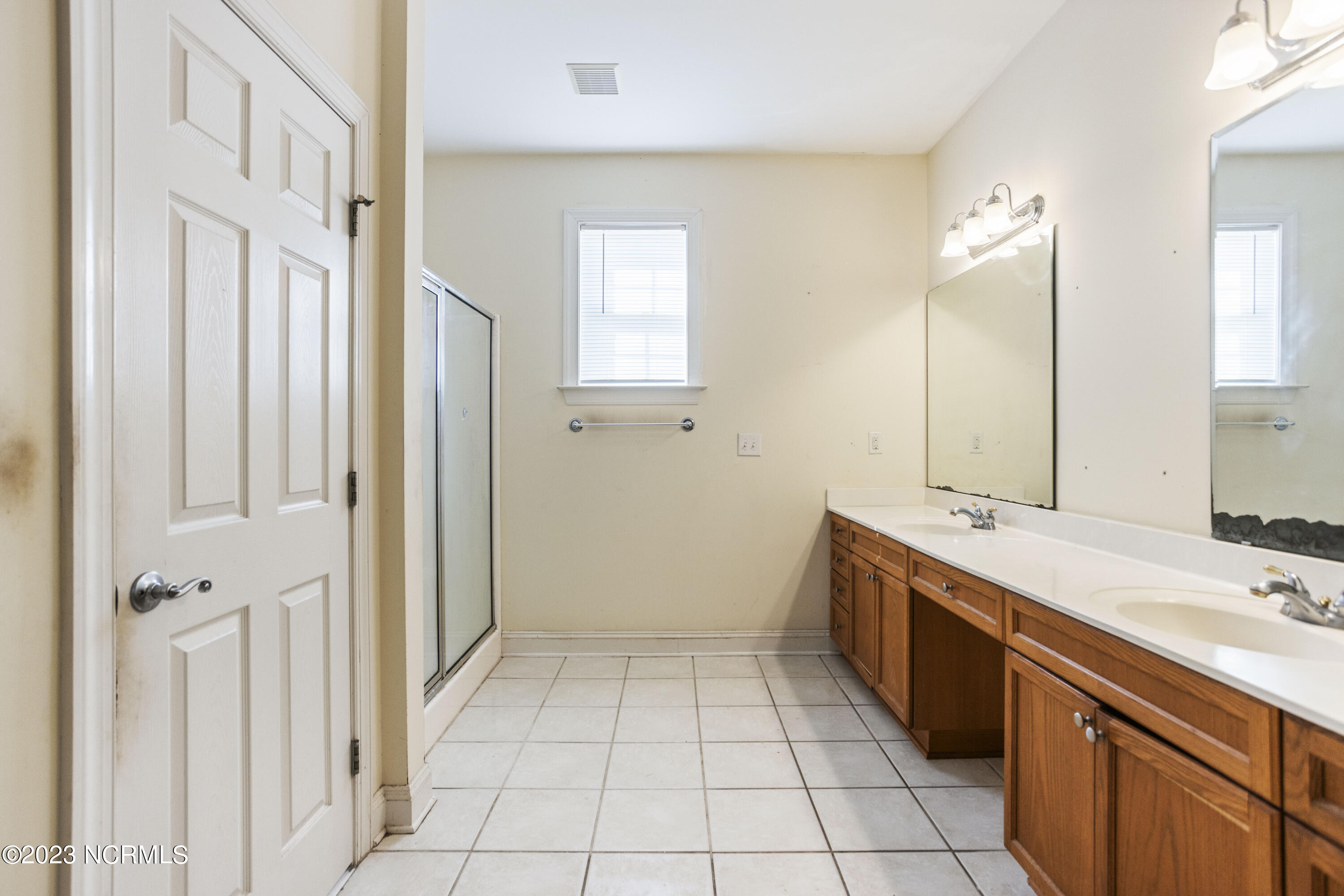 1102 Cloverfield Court