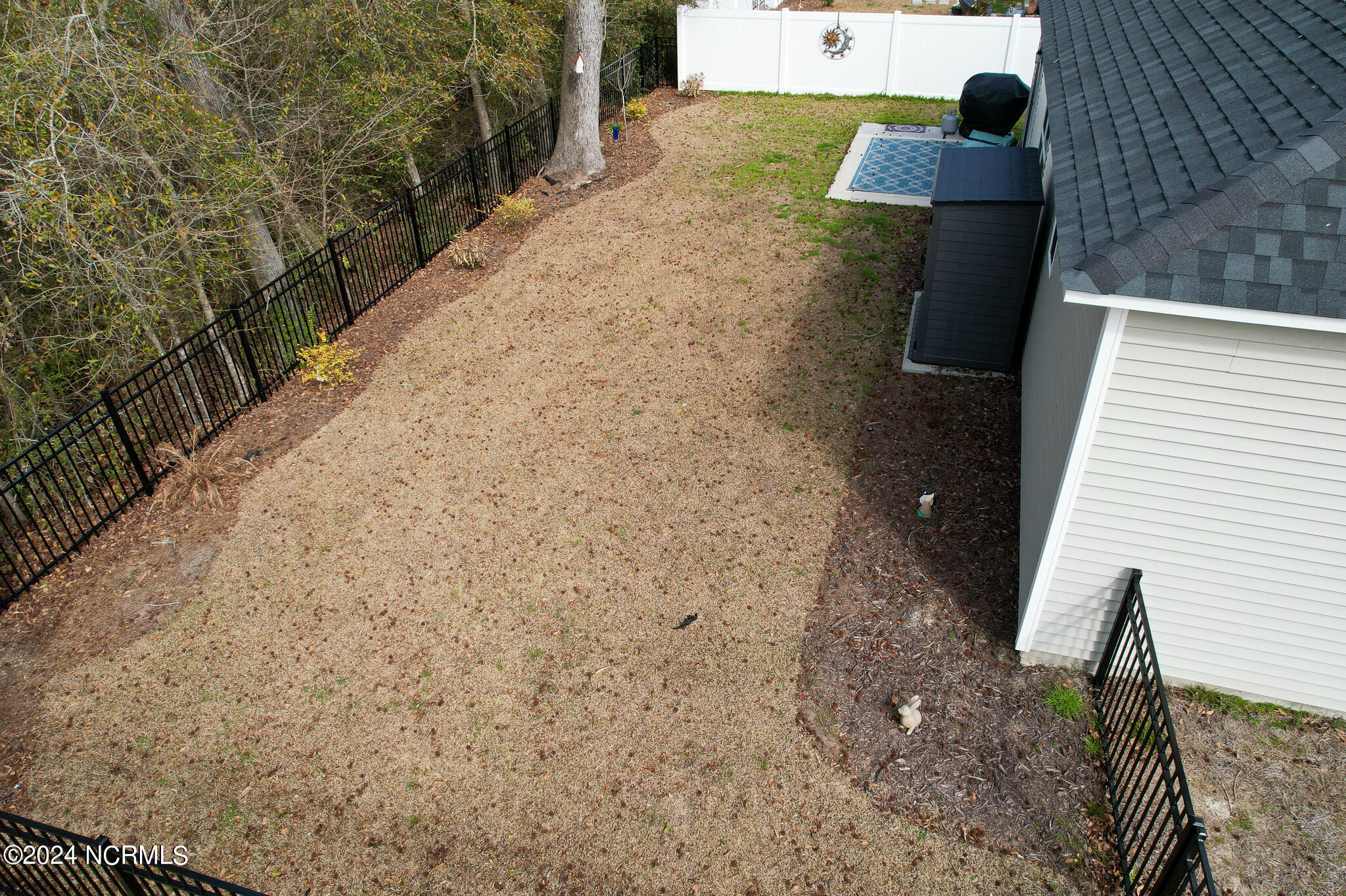 1261 Putnam Drive