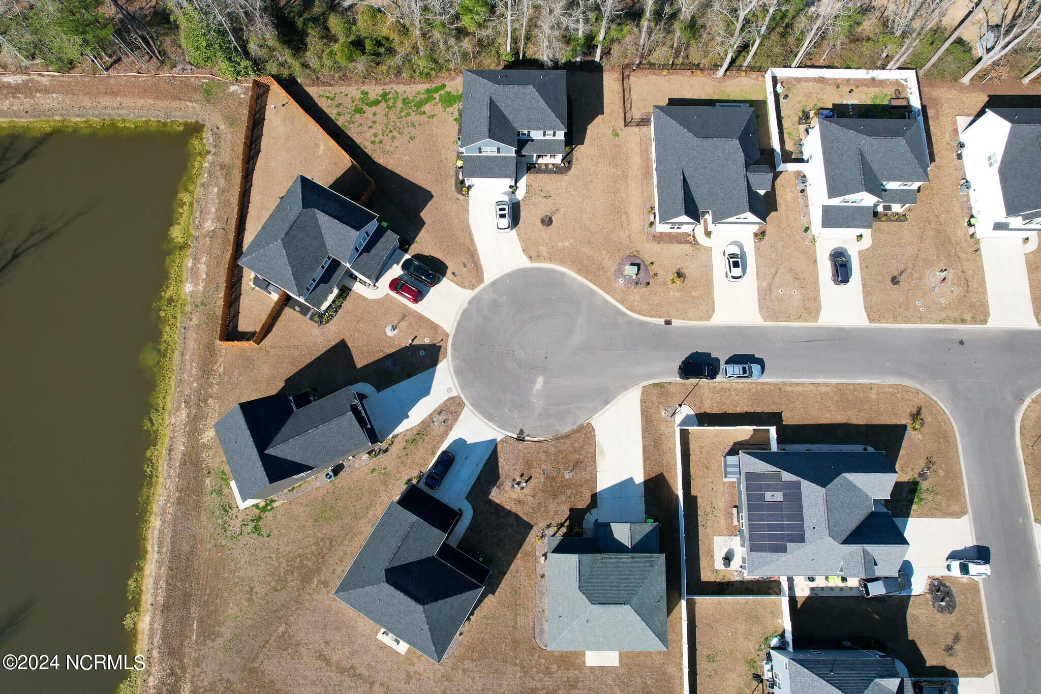 1261 Putnam Drive