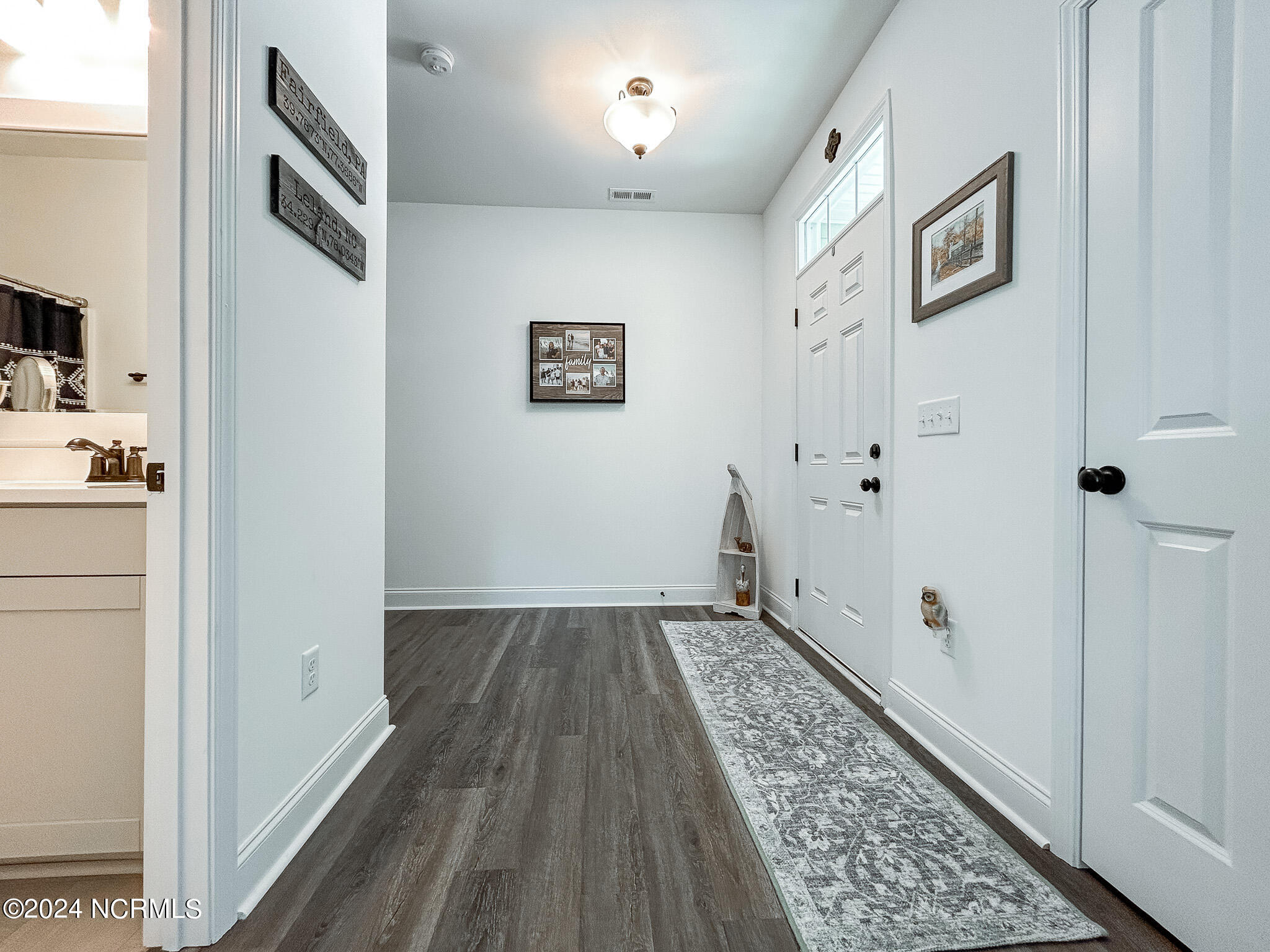 1261 Putnam Drive