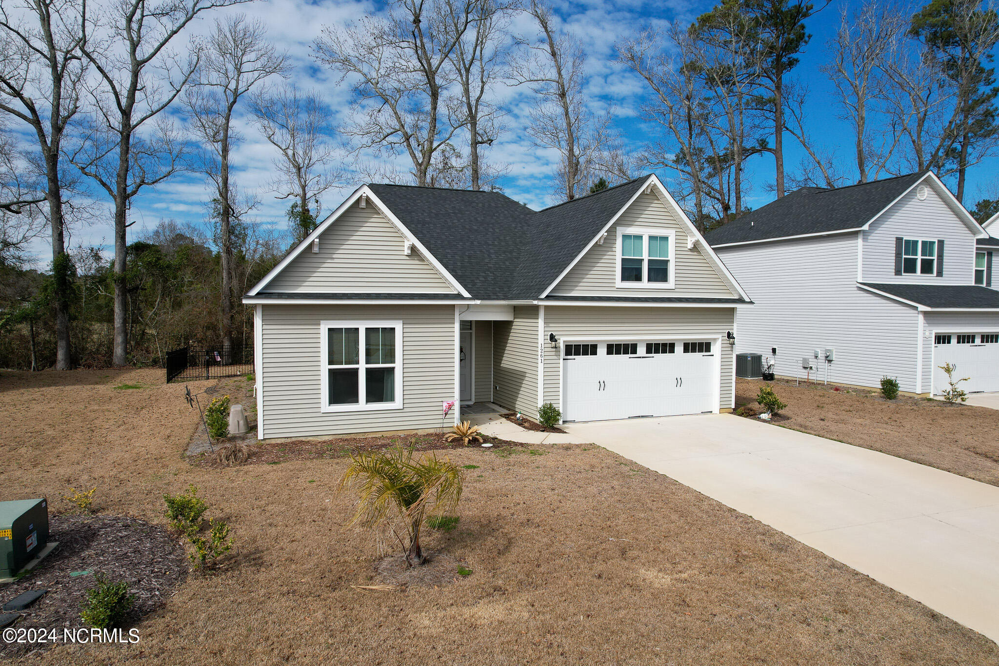 1261 Putnam Drive