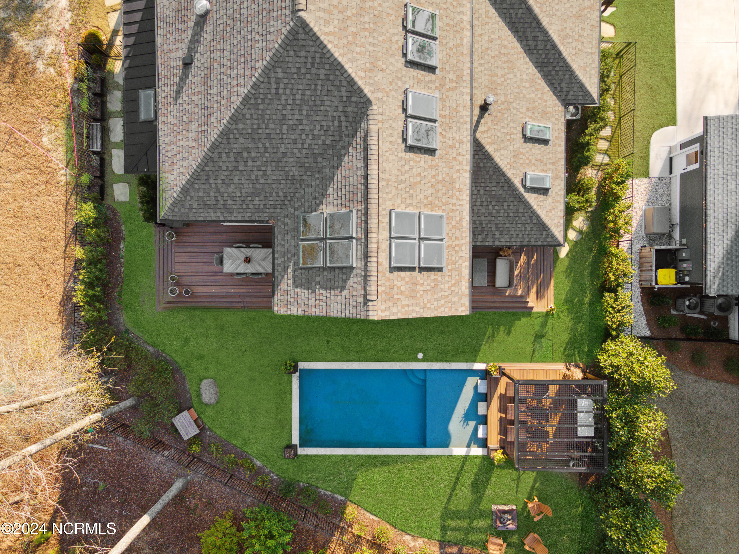 3744 White Cliffs Drive