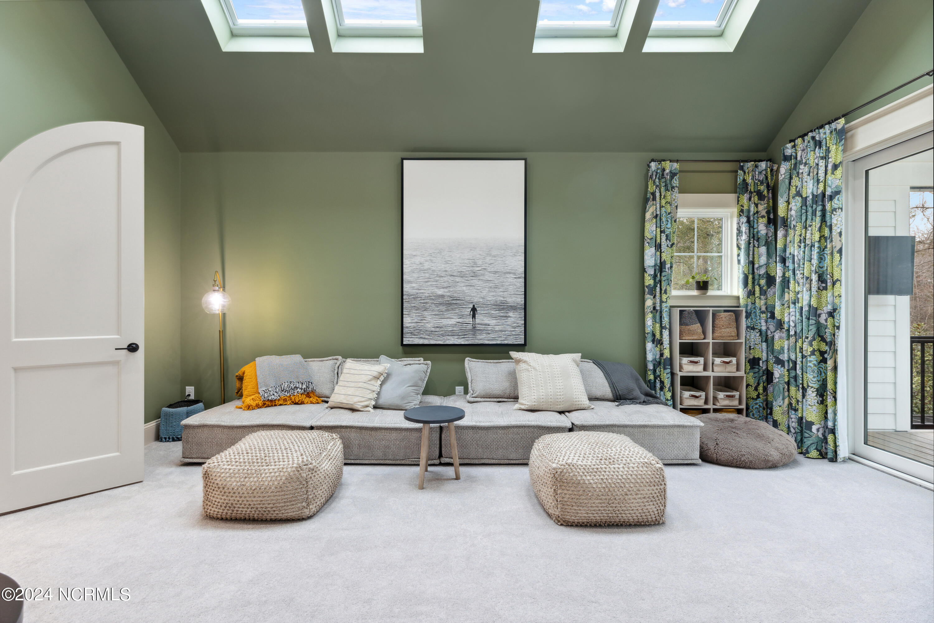 3744 White Cliffs Drive