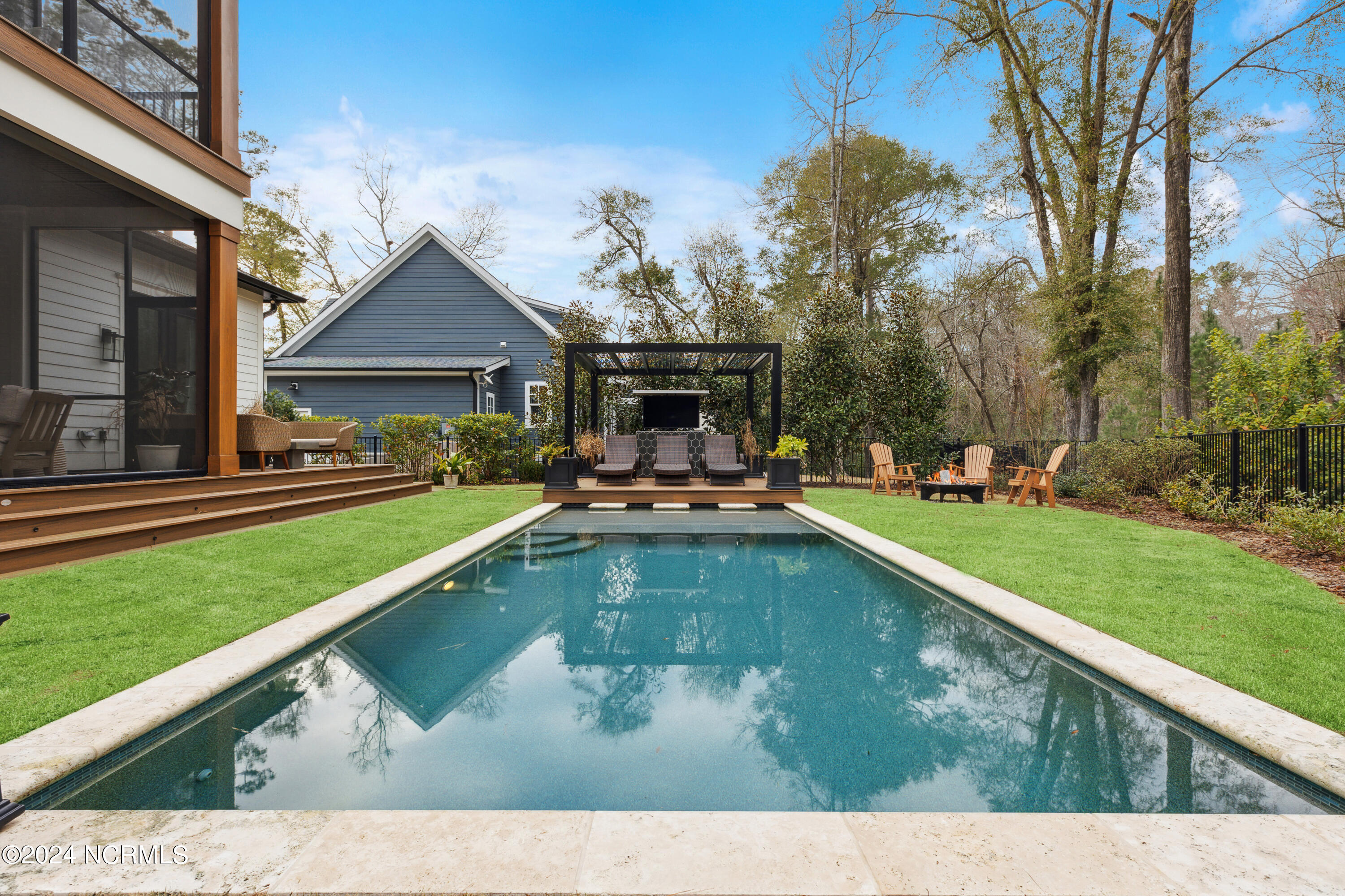 3744 White Cliffs Drive