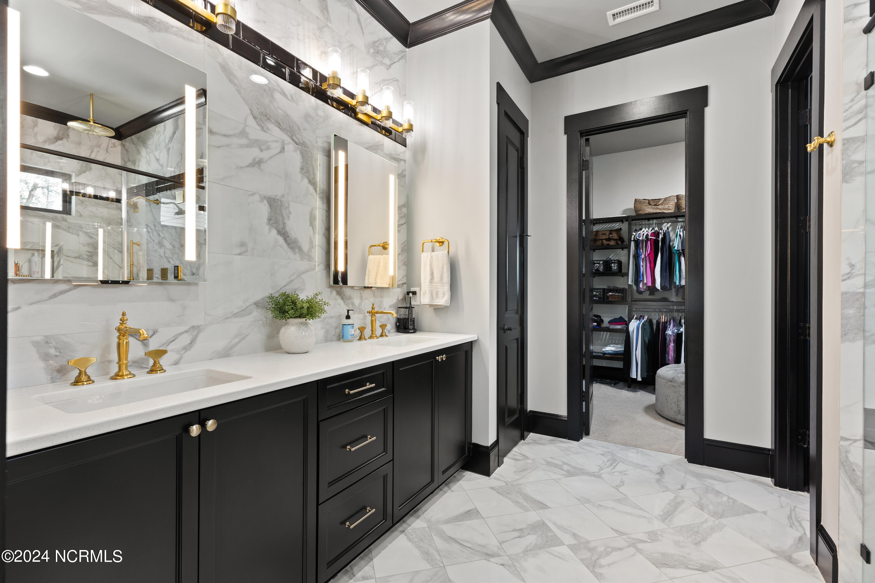 3744 White Cliffs Drive