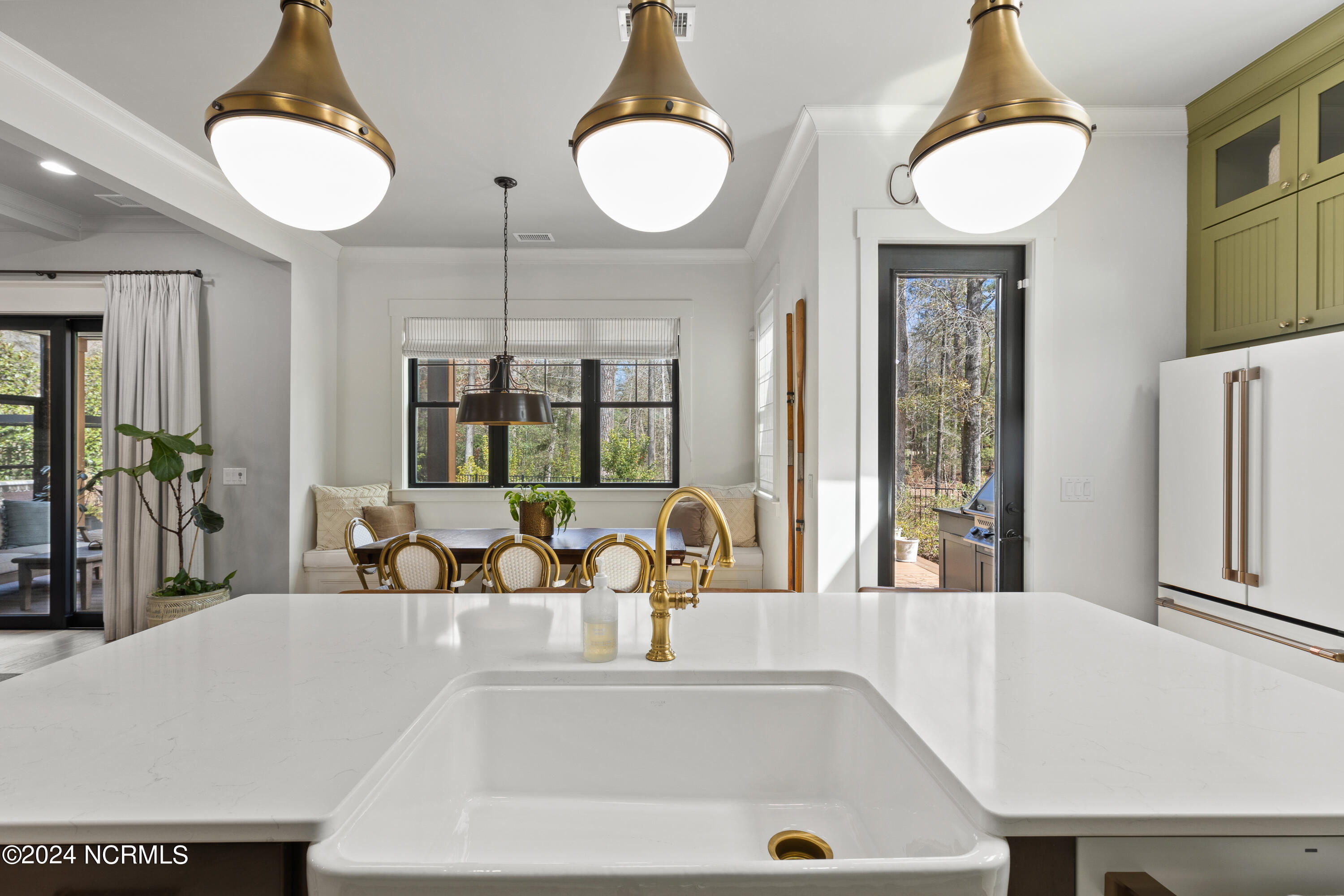 3744 White Cliffs Drive