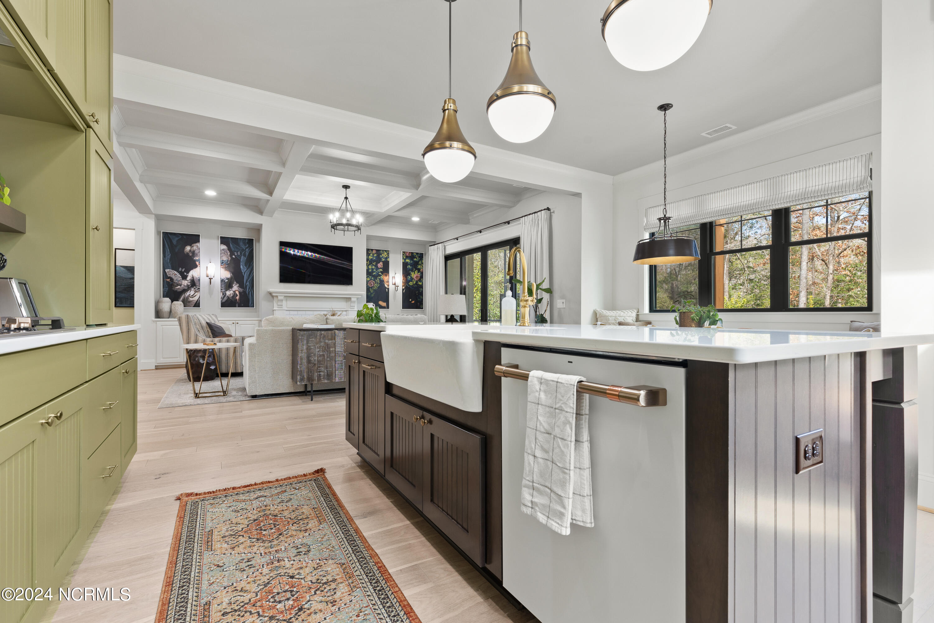 3744 White Cliffs Drive