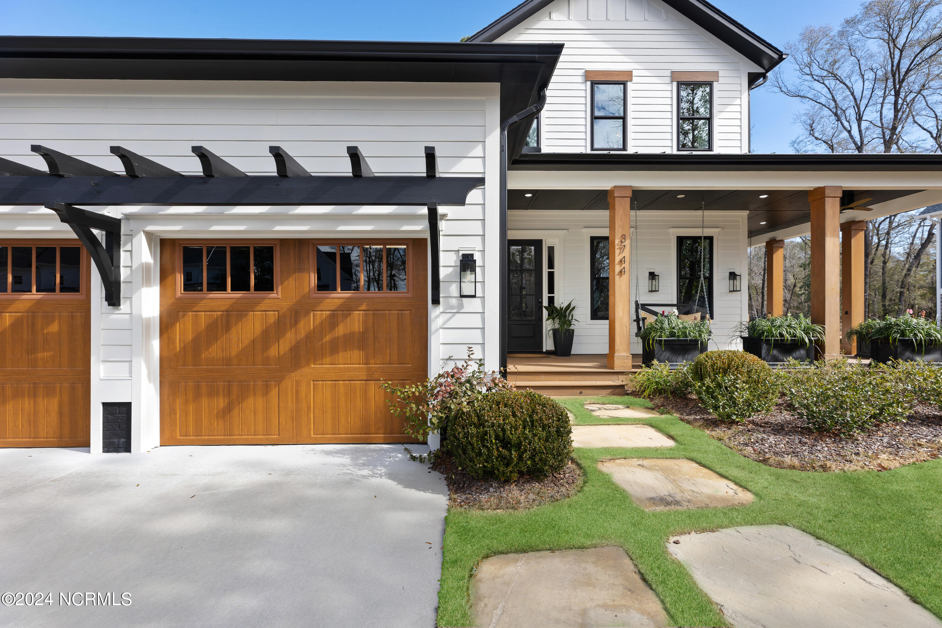 3744 White Cliffs Drive