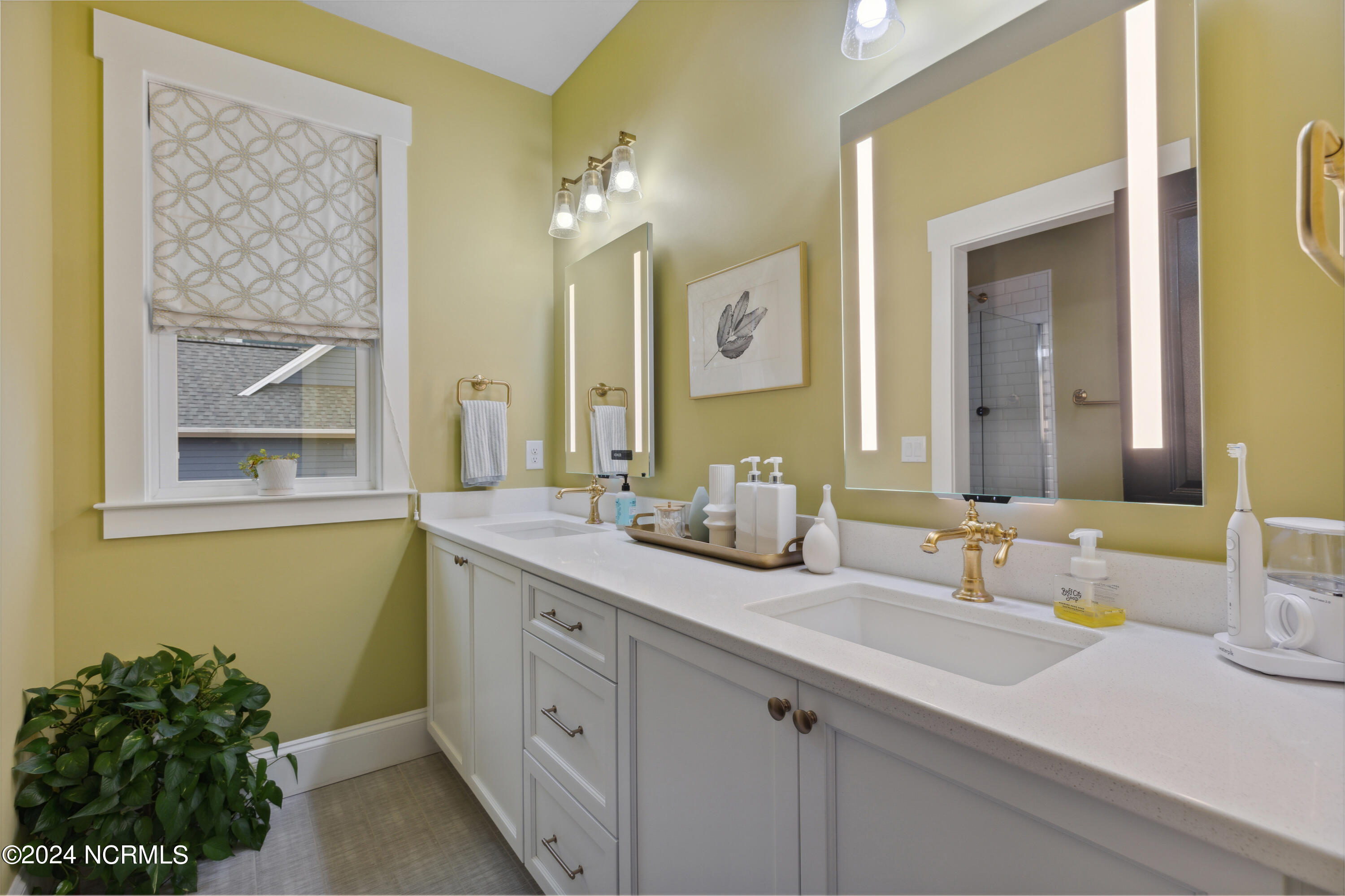 3744 White Cliffs Drive