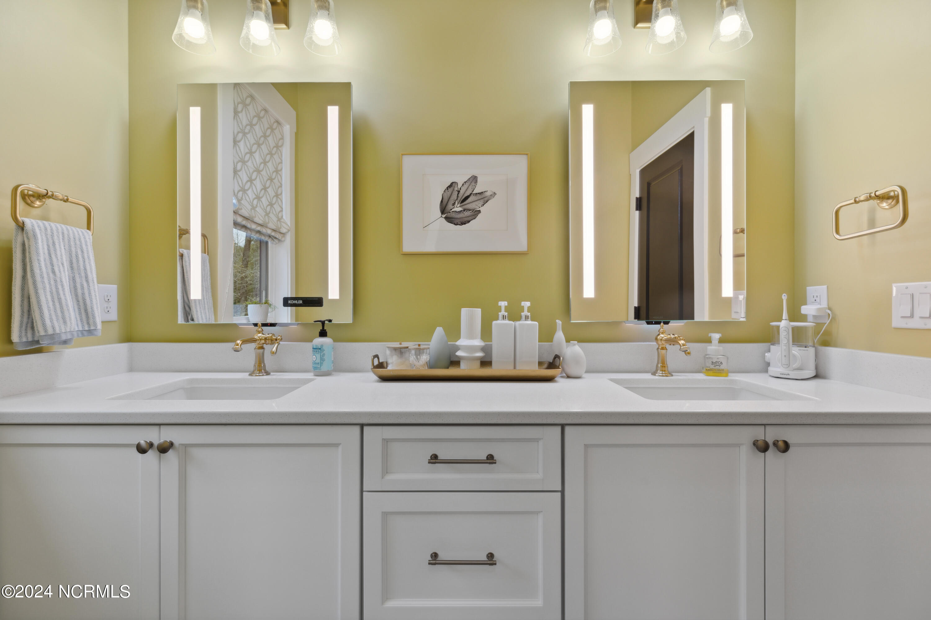 3744 White Cliffs Drive