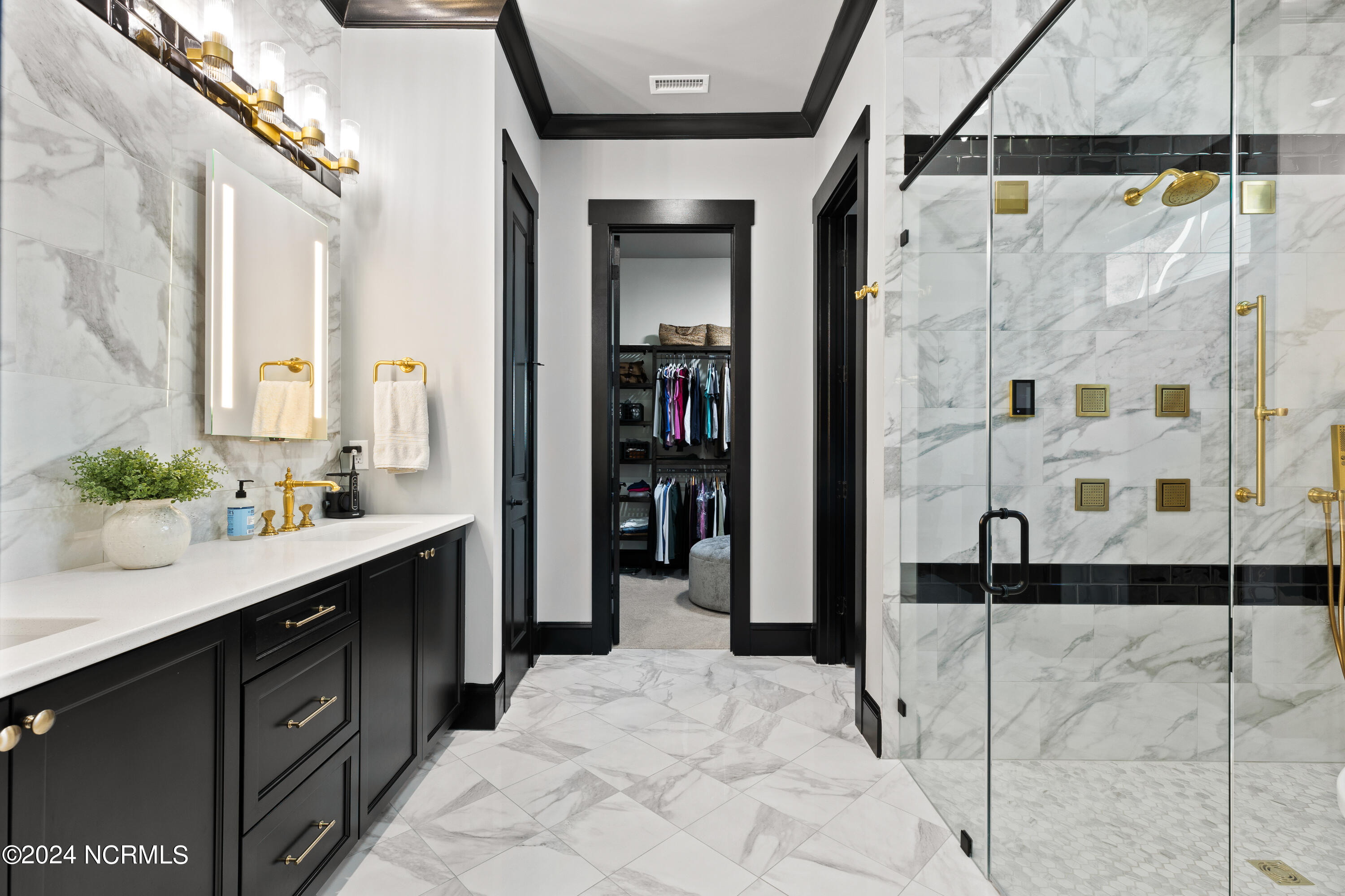 3744 White Cliffs Drive