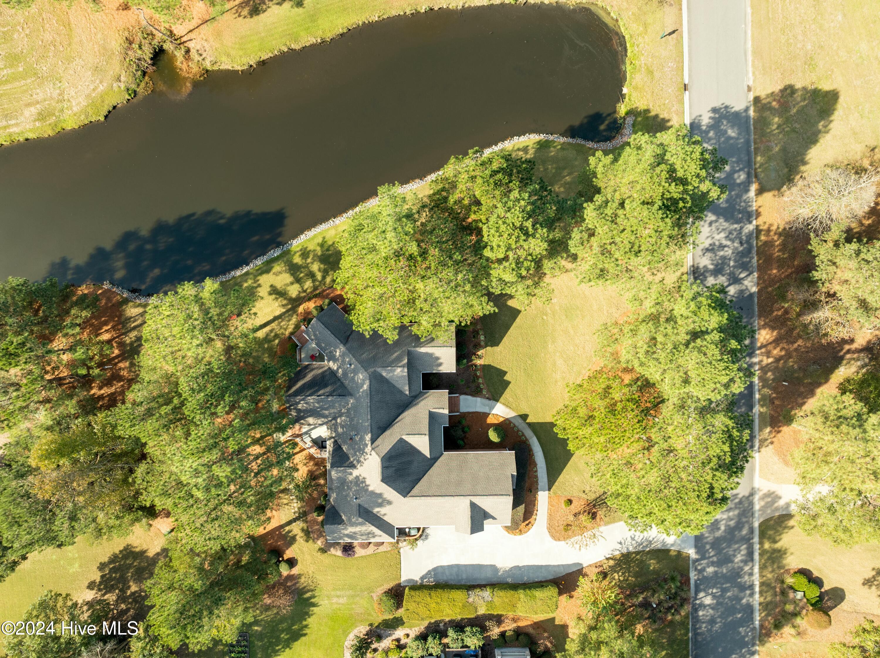 252 Red Fox Run Drive