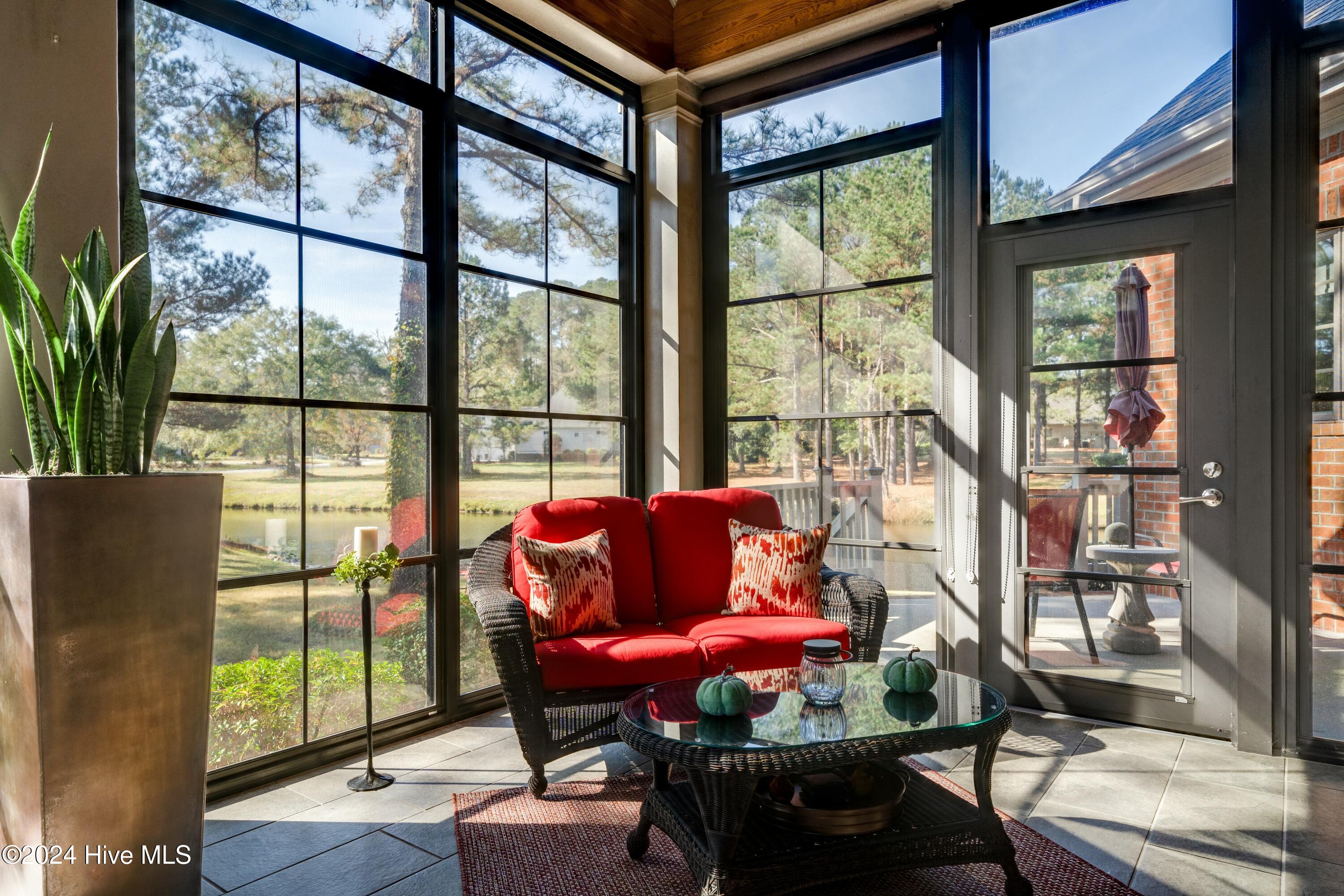 252 Red Fox Run Drive