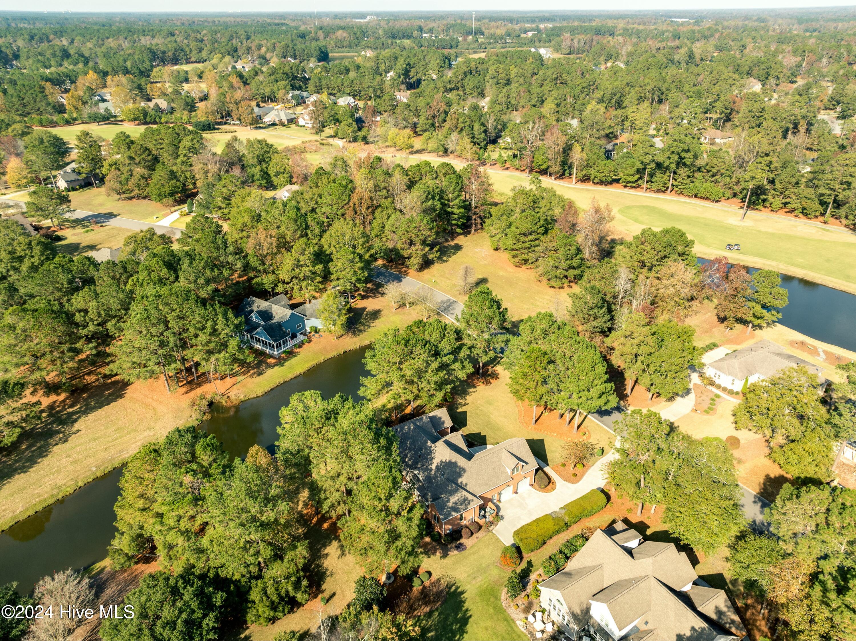 252 Red Fox Run Drive