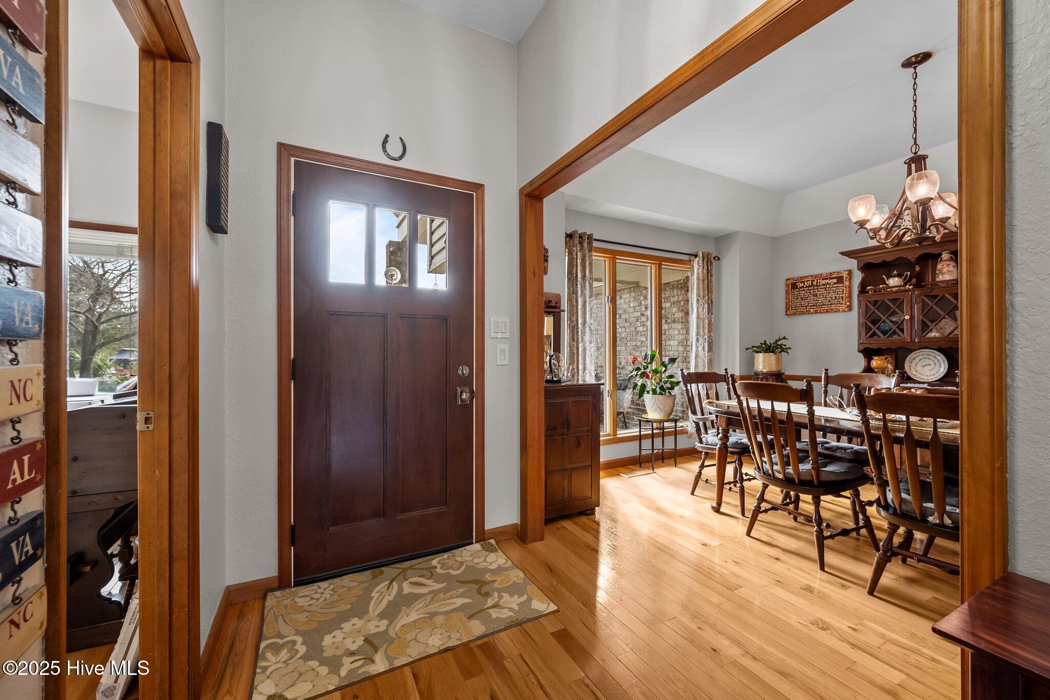106 Bogey Court