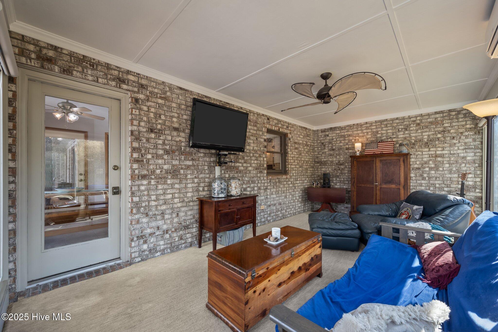 106 Bogey Court