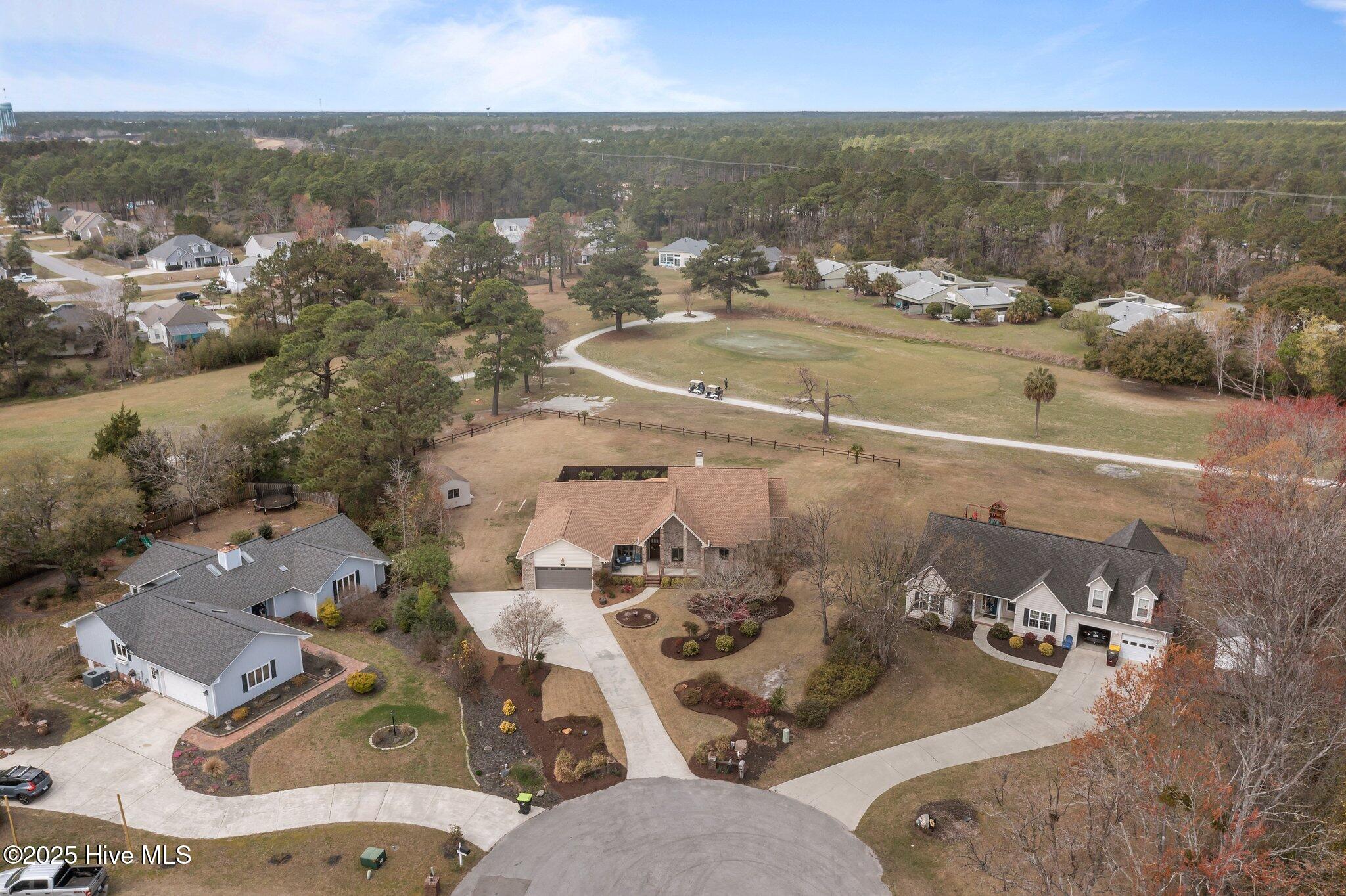 106 Bogey Court