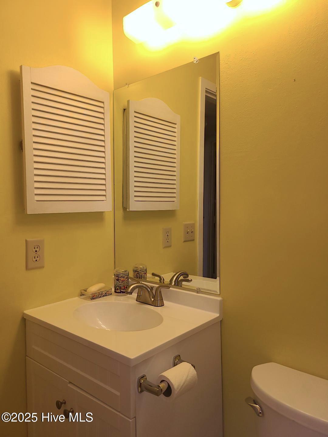 400 Virginia Avenue Unit 104b