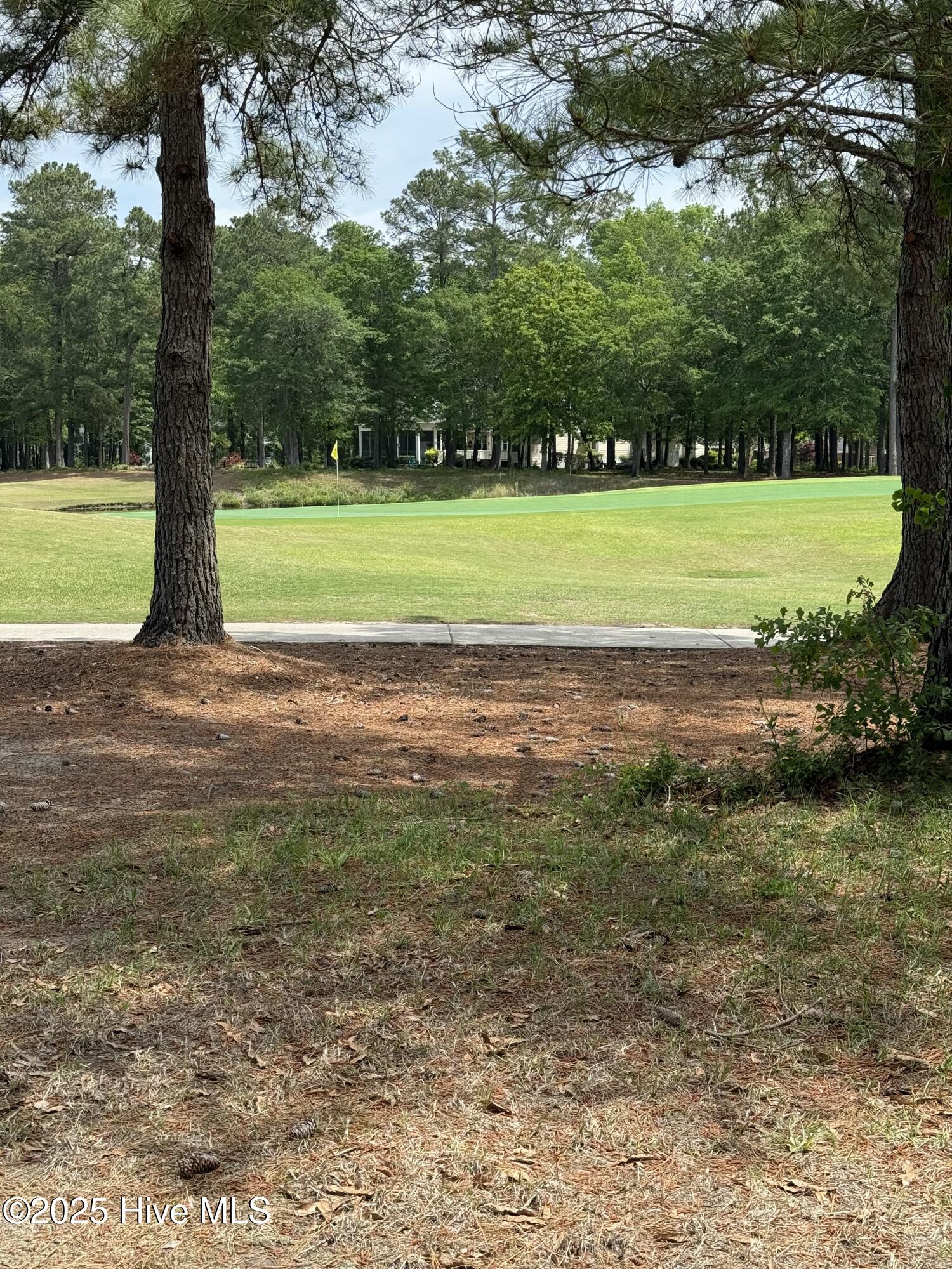 243 925 W Winding Way