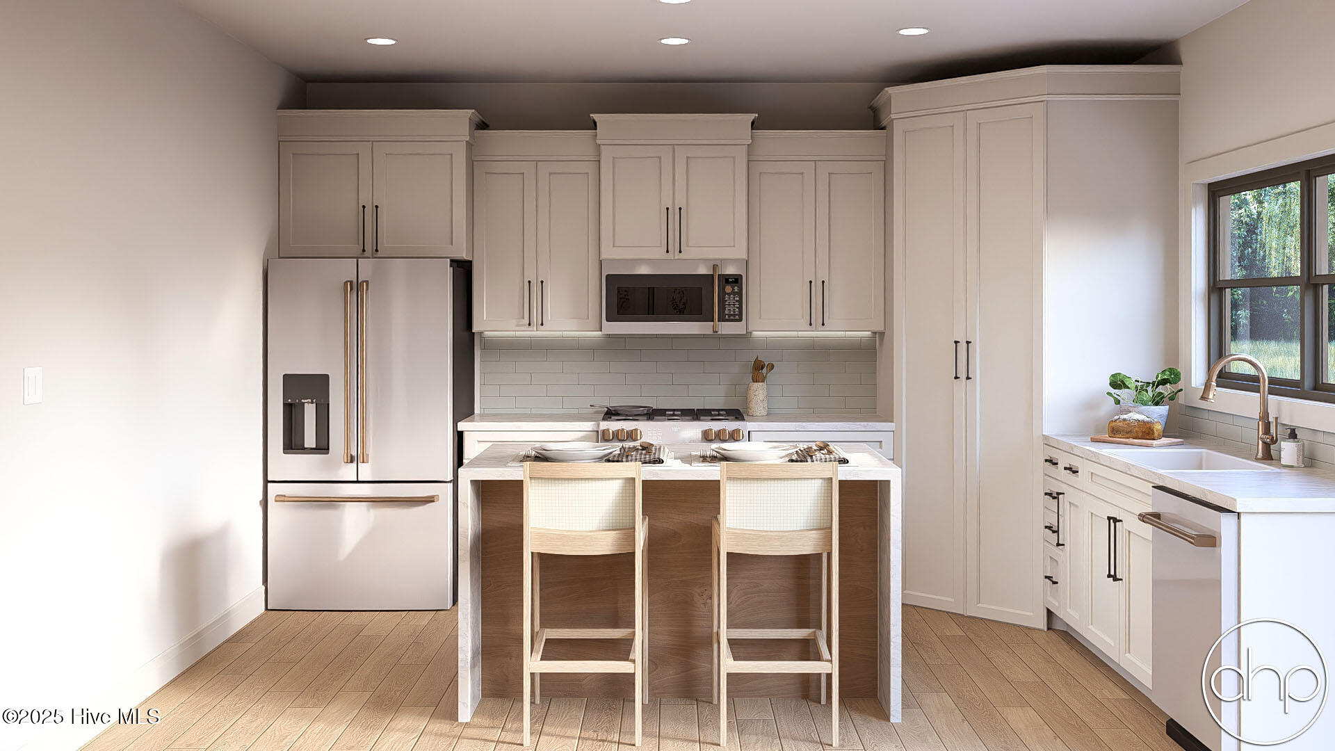 125 Legacy Oaks Drive