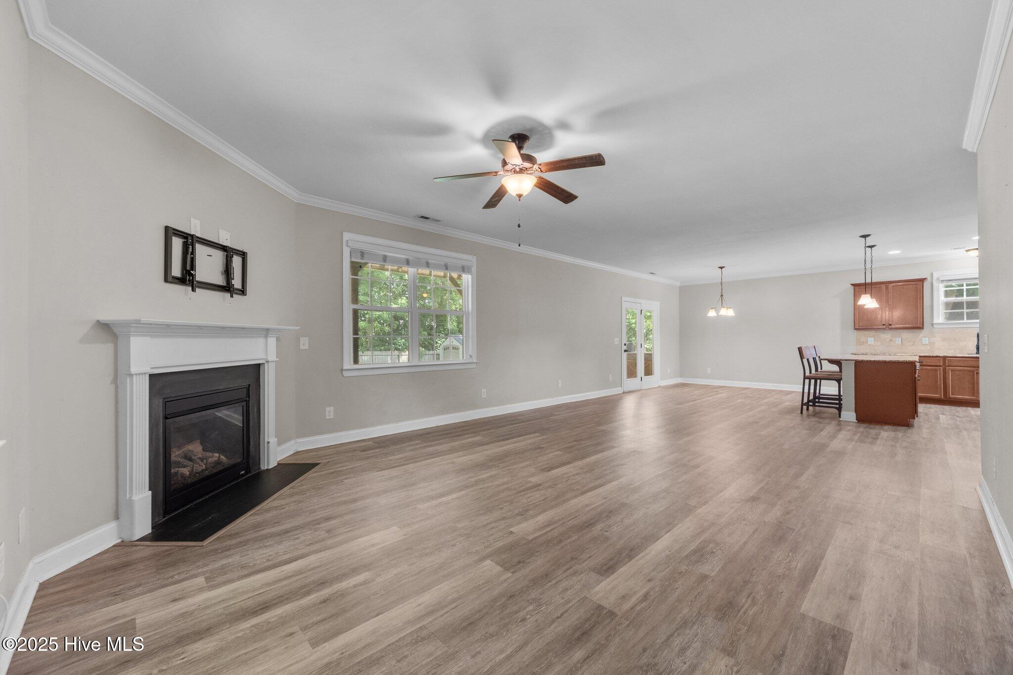 347 W Goldeneye Lane