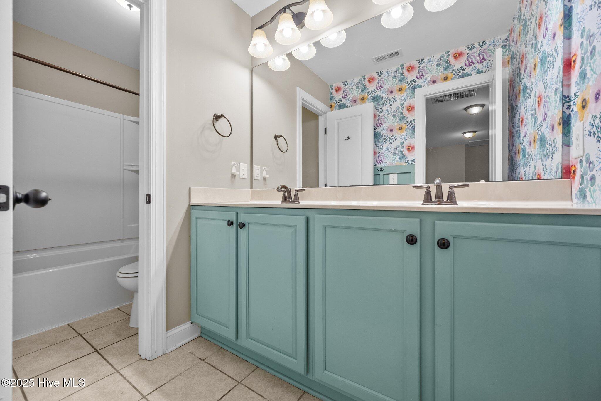 347 W Goldeneye Lane