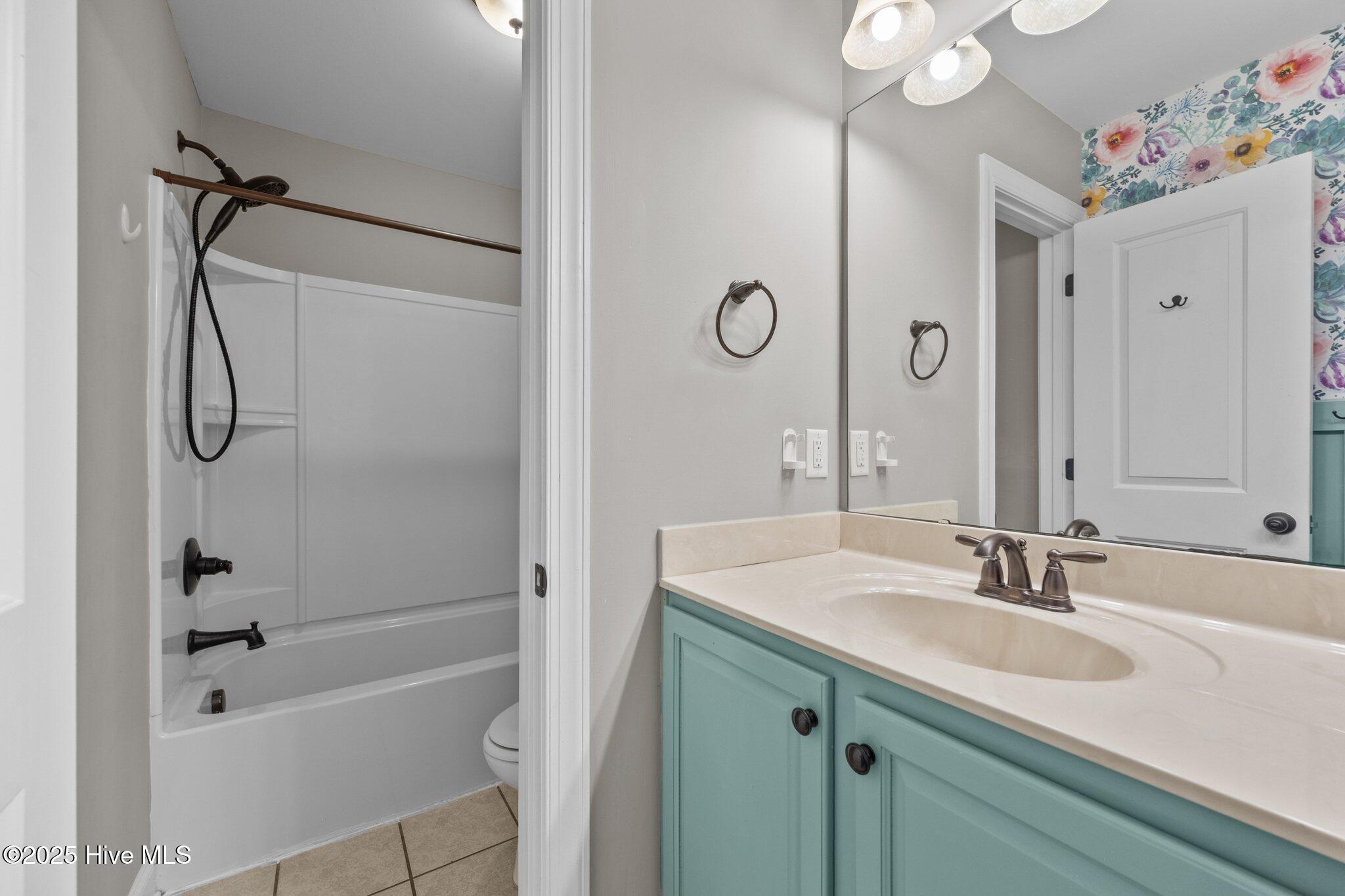 347 W Goldeneye Lane