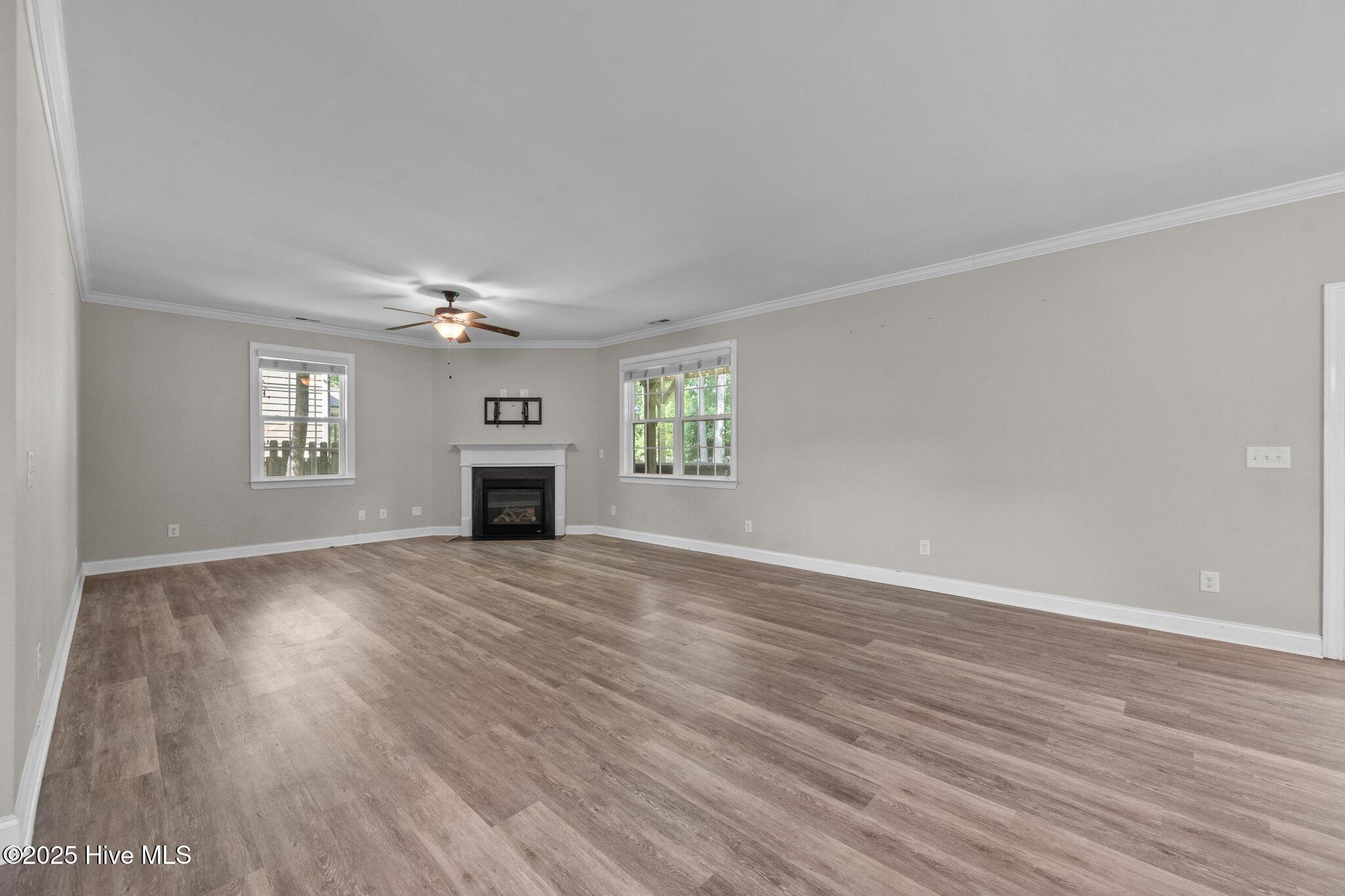 347 W Goldeneye Lane