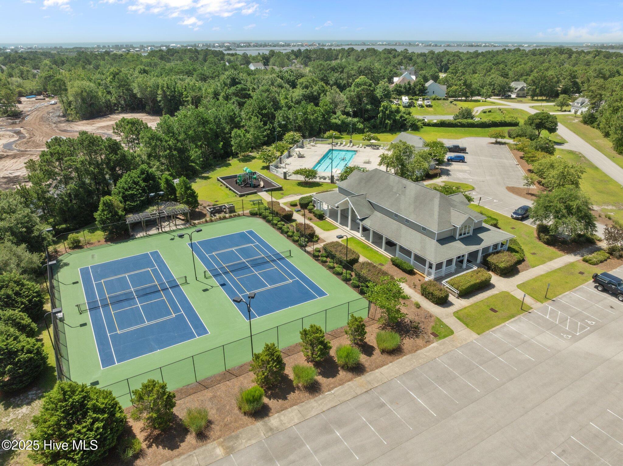 347 W Goldeneye Lane