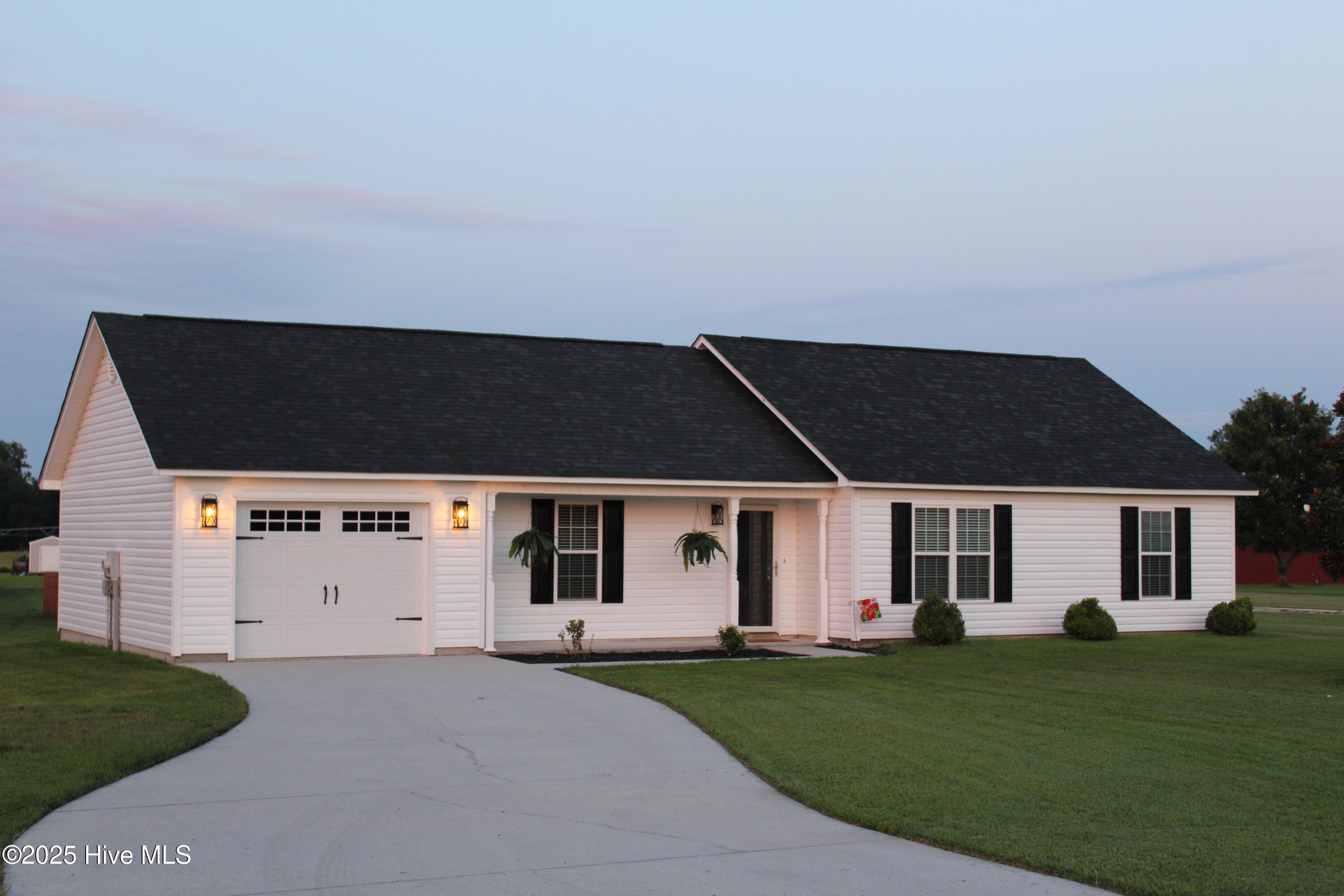 355 Ai Taylor Road, Richlands