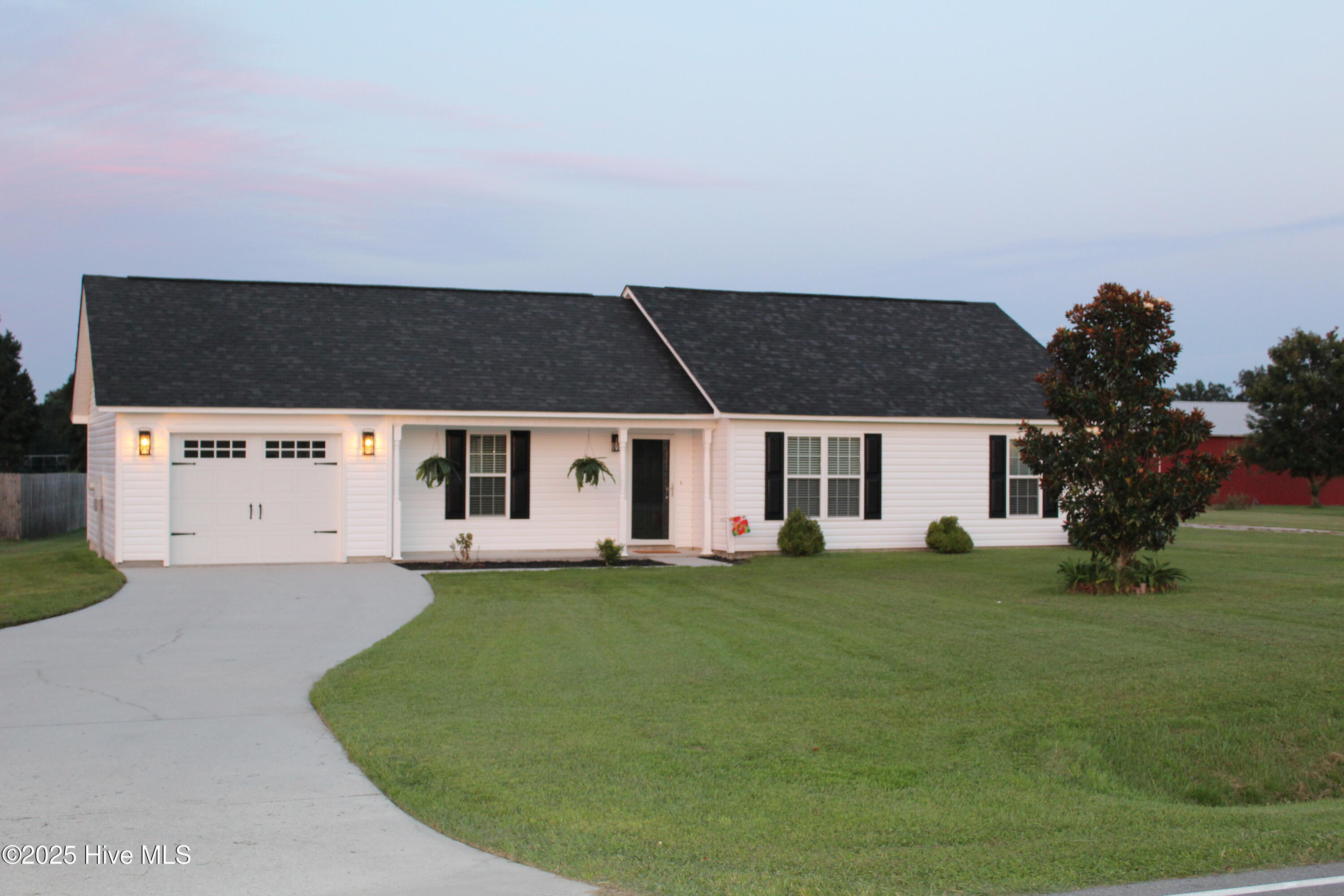 355 Ai Taylor Road, Richlands