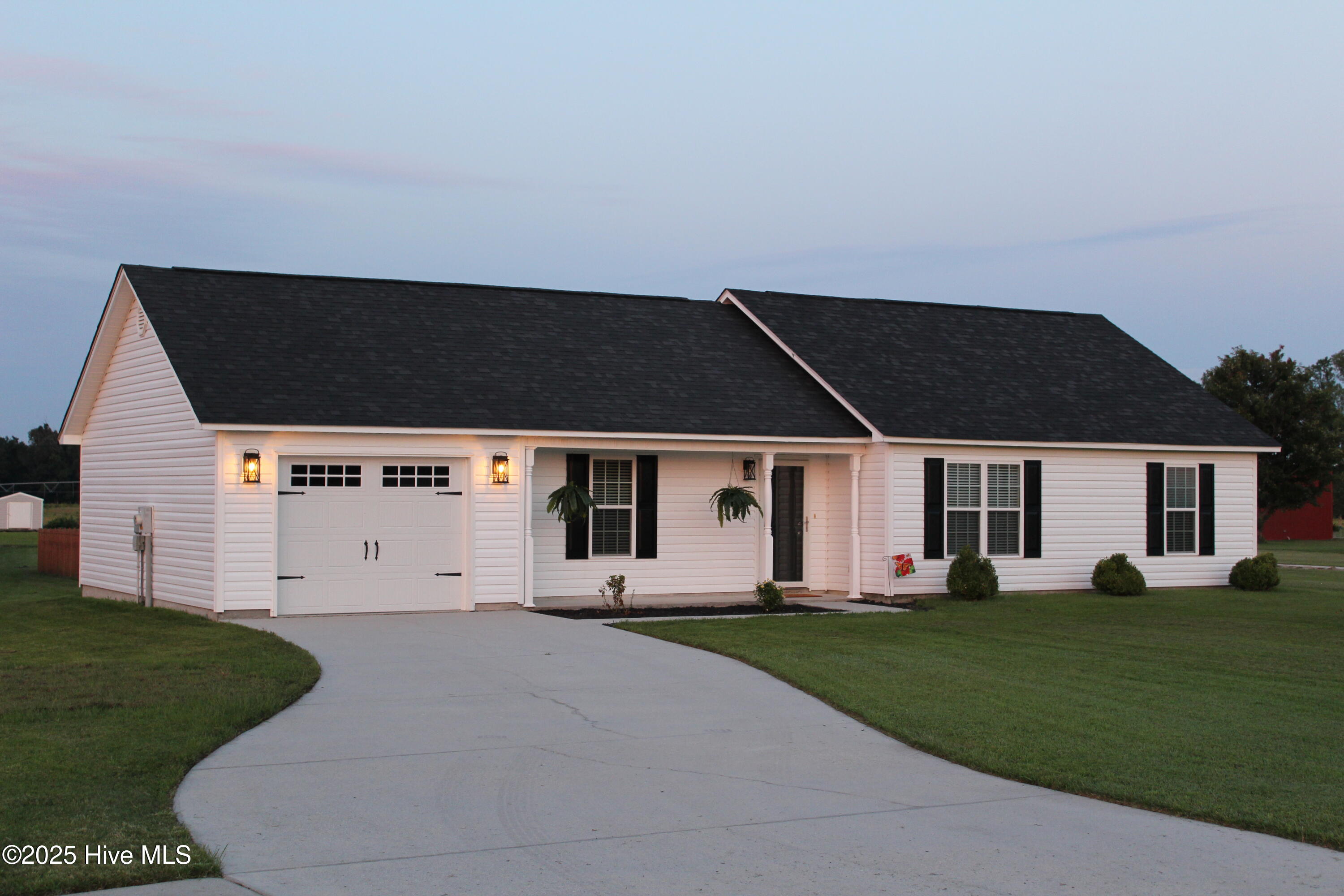 355 Ai Taylor Road, Richlands