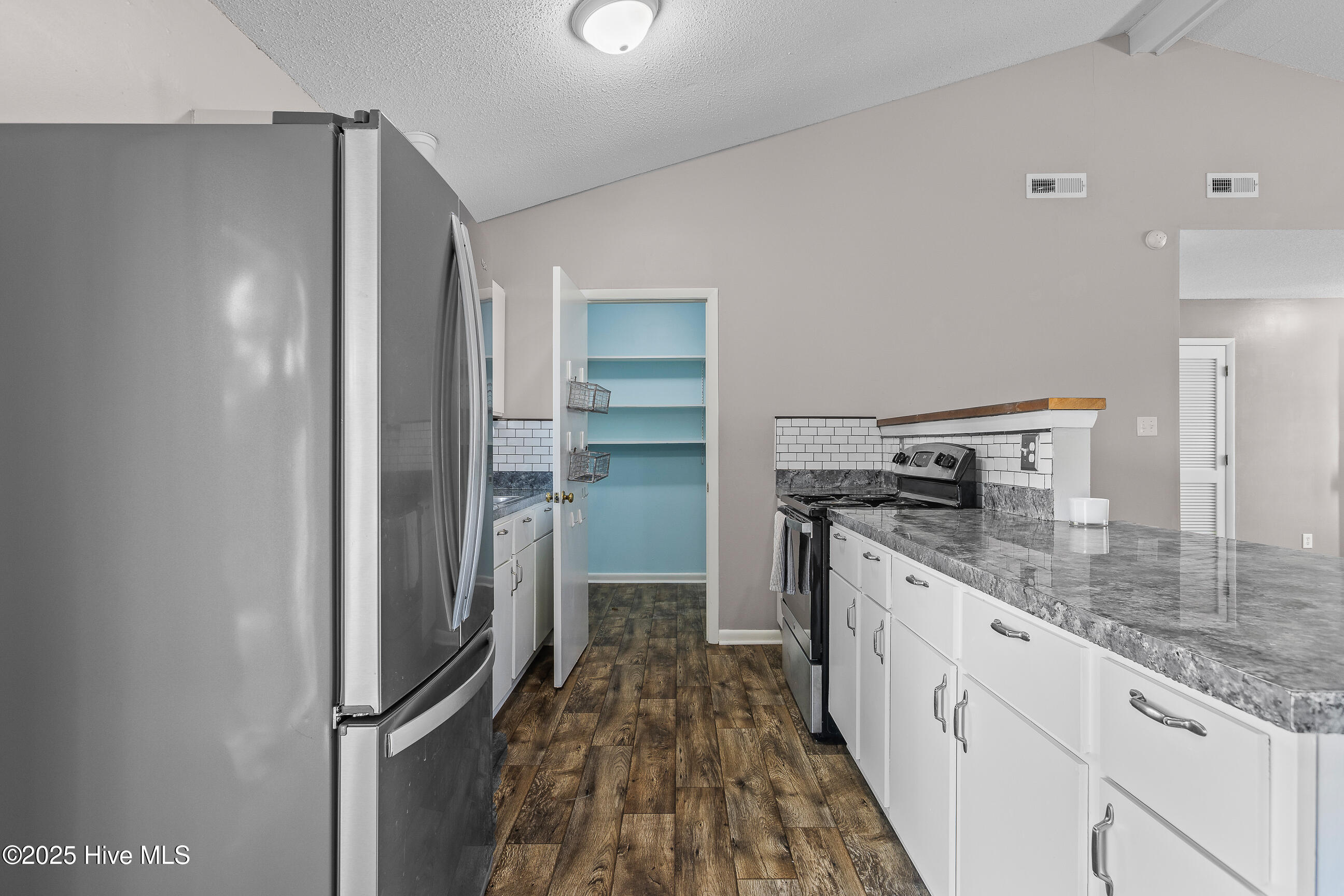 121 Silver Leaf Drive