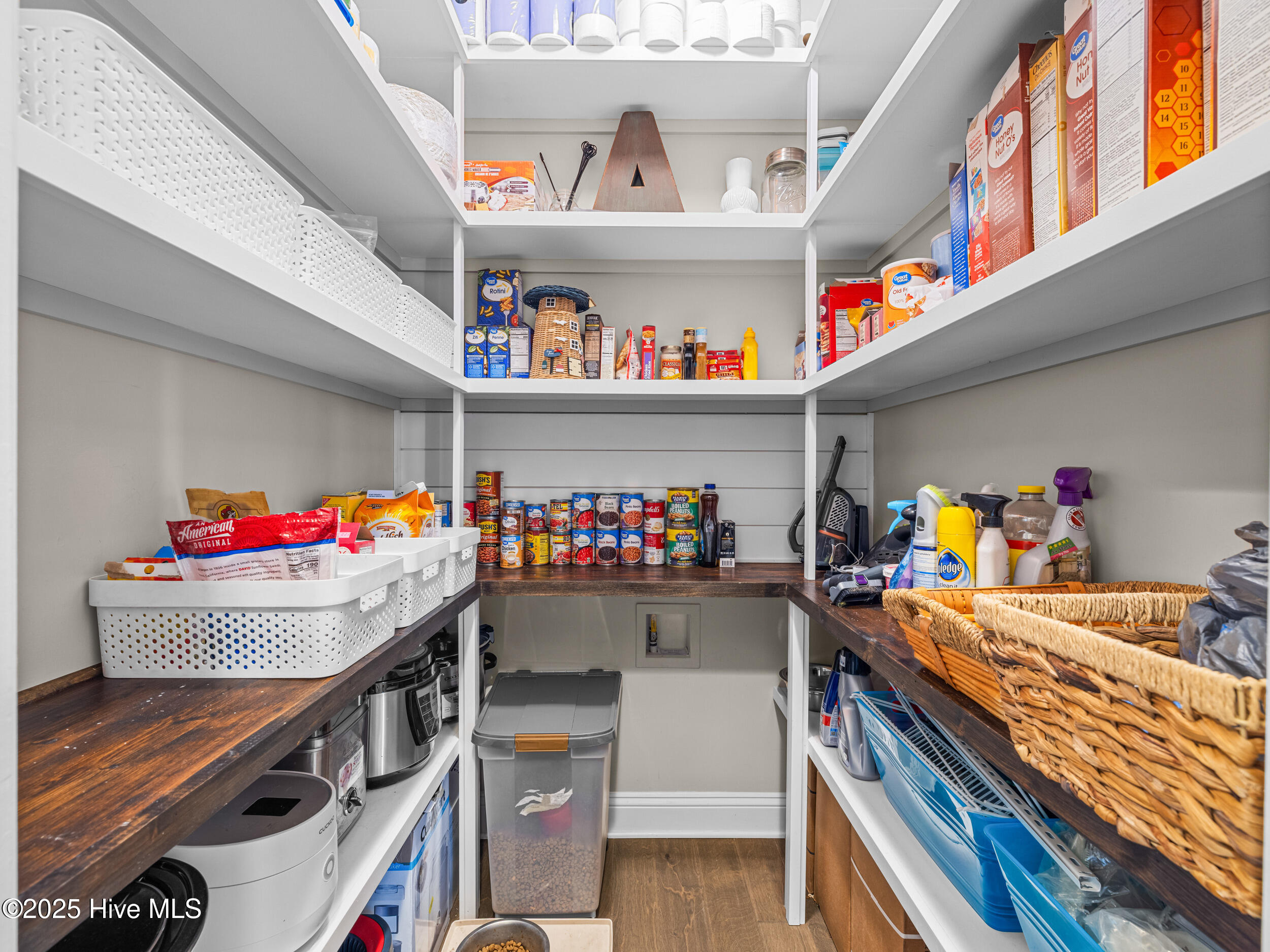 129 Oyster Landing Drive