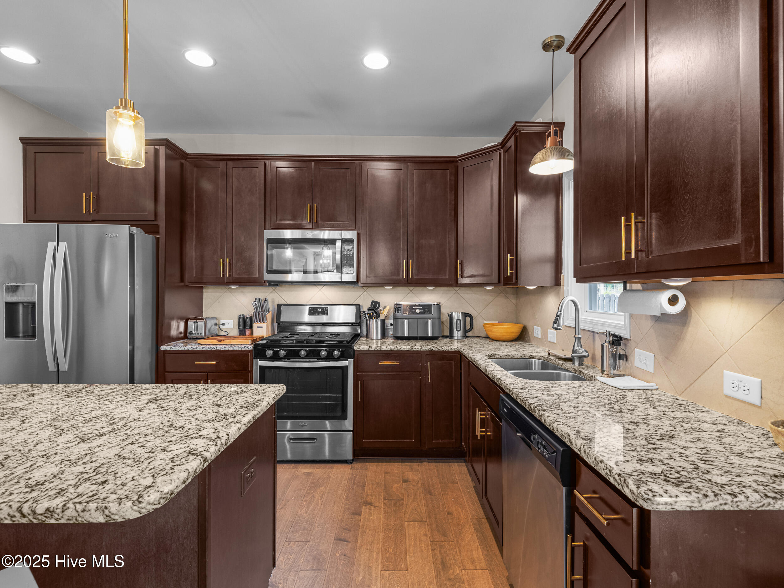 129 Oyster Landing Drive