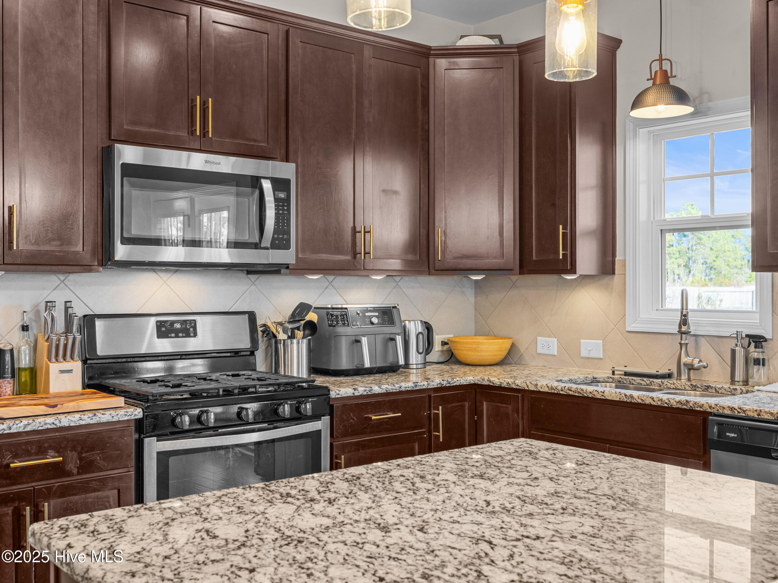 129 Oyster Landing Drive