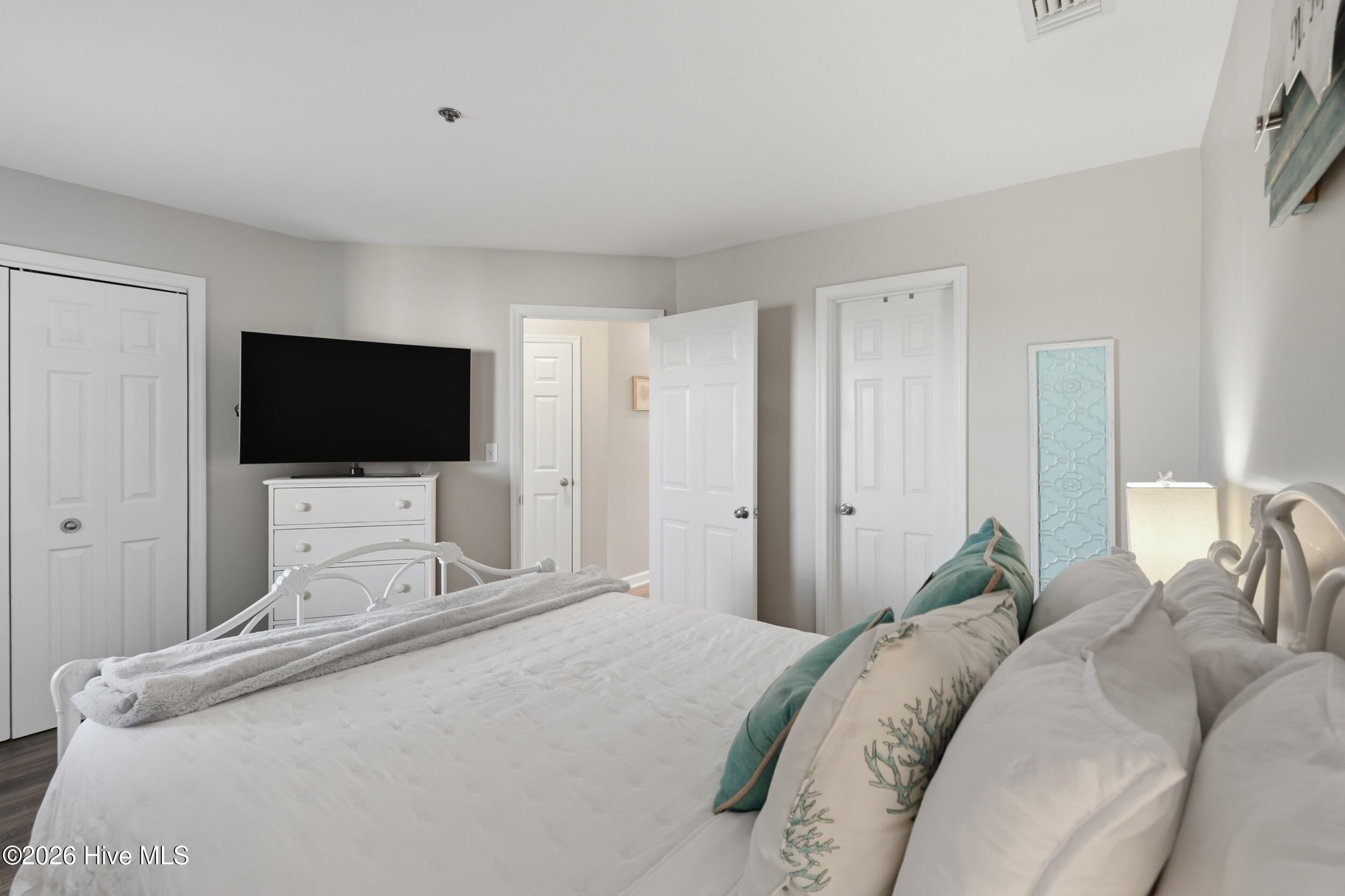 790 New River Inlet Road Unit 207a