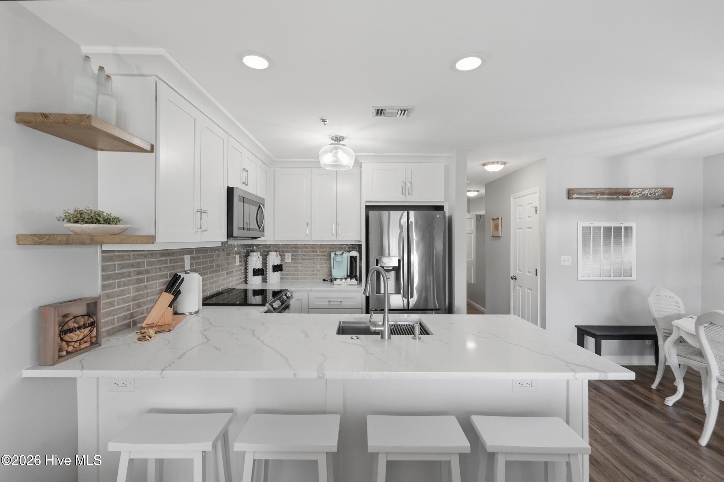 790 New River Inlet Road Unit 207a