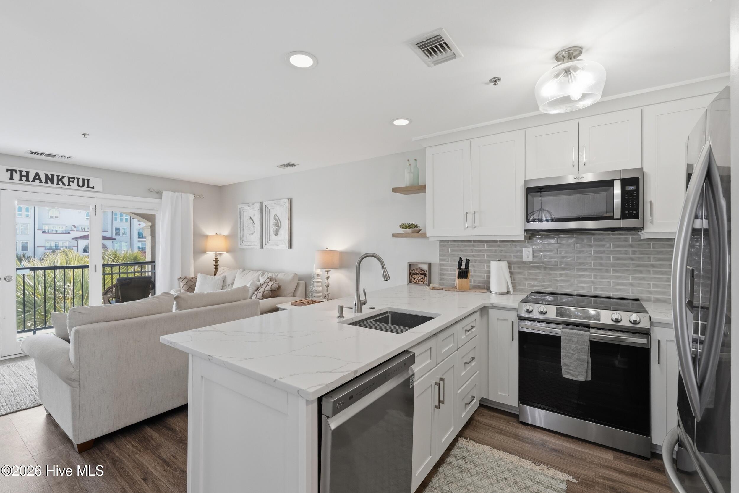 790 New River Inlet Road Unit 207a