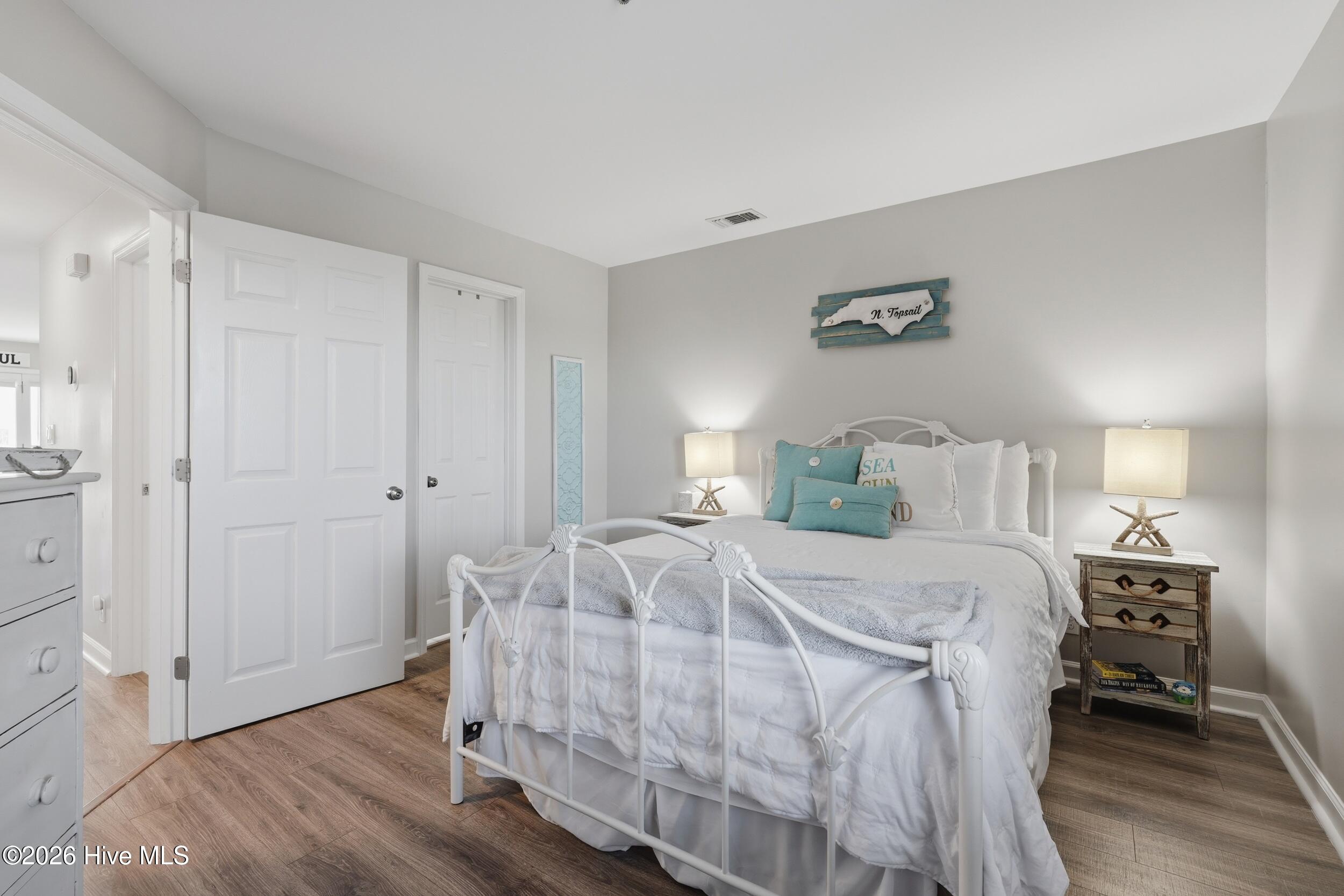 790 New River Inlet Road Unit 207a