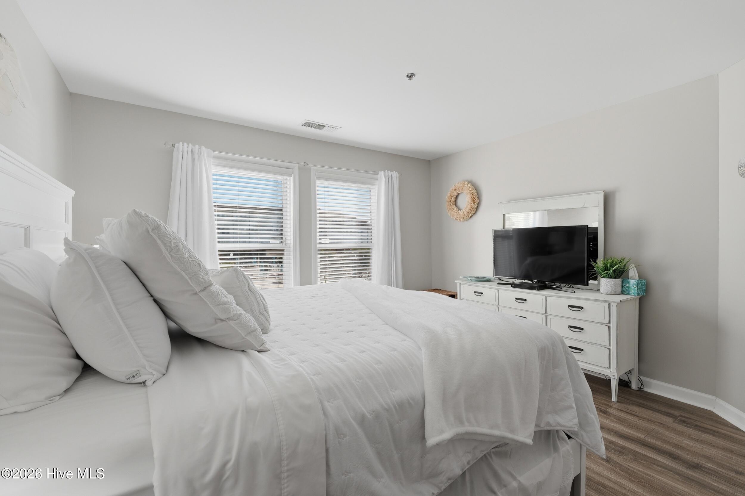 790 New River Inlet Road Unit 207a